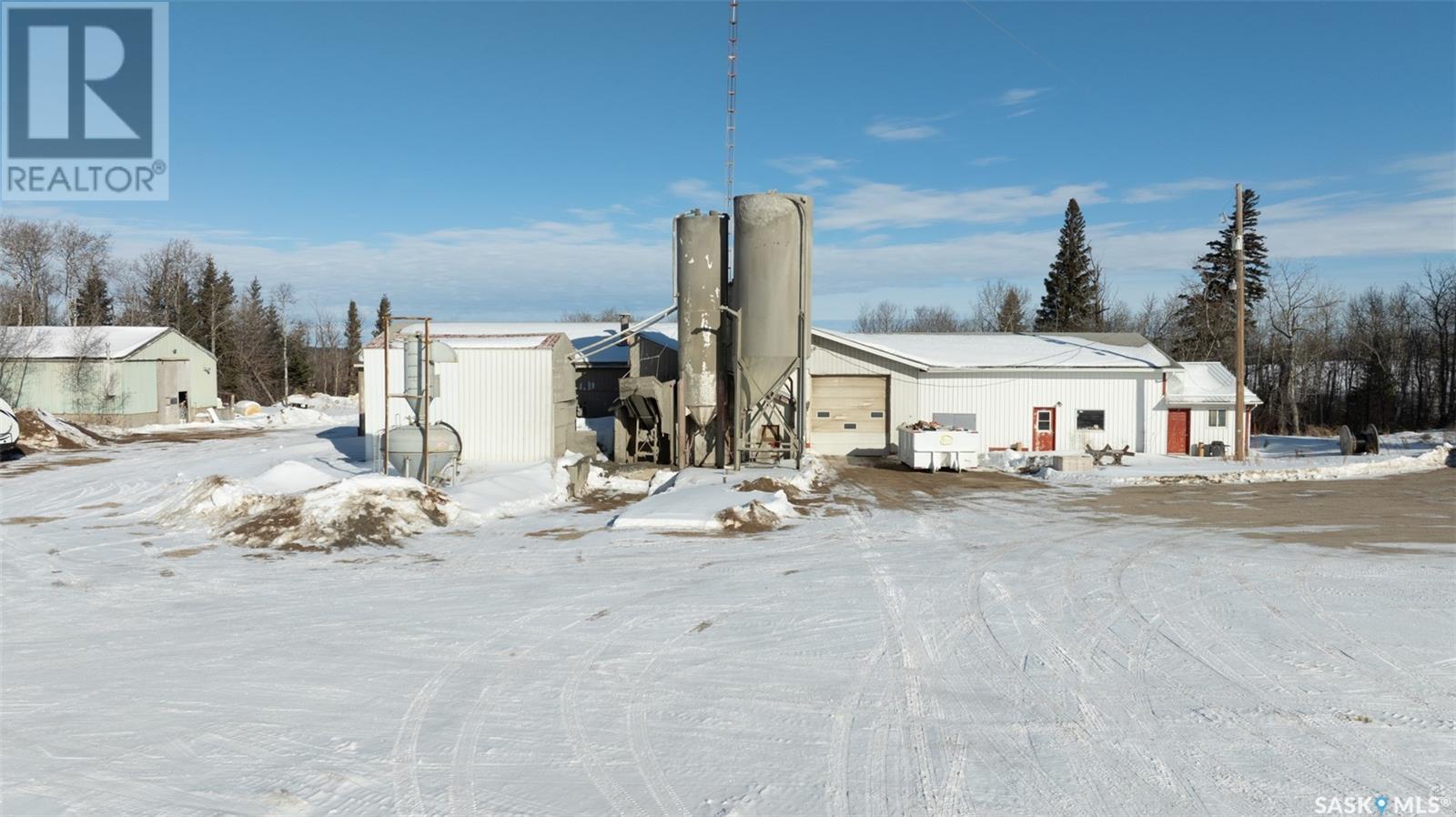 Shellbrook Highway Industrial Property, Shellbrook Rm No. 493, Saskatchewan  S0J 0B8 - Photo 3 - SK996613