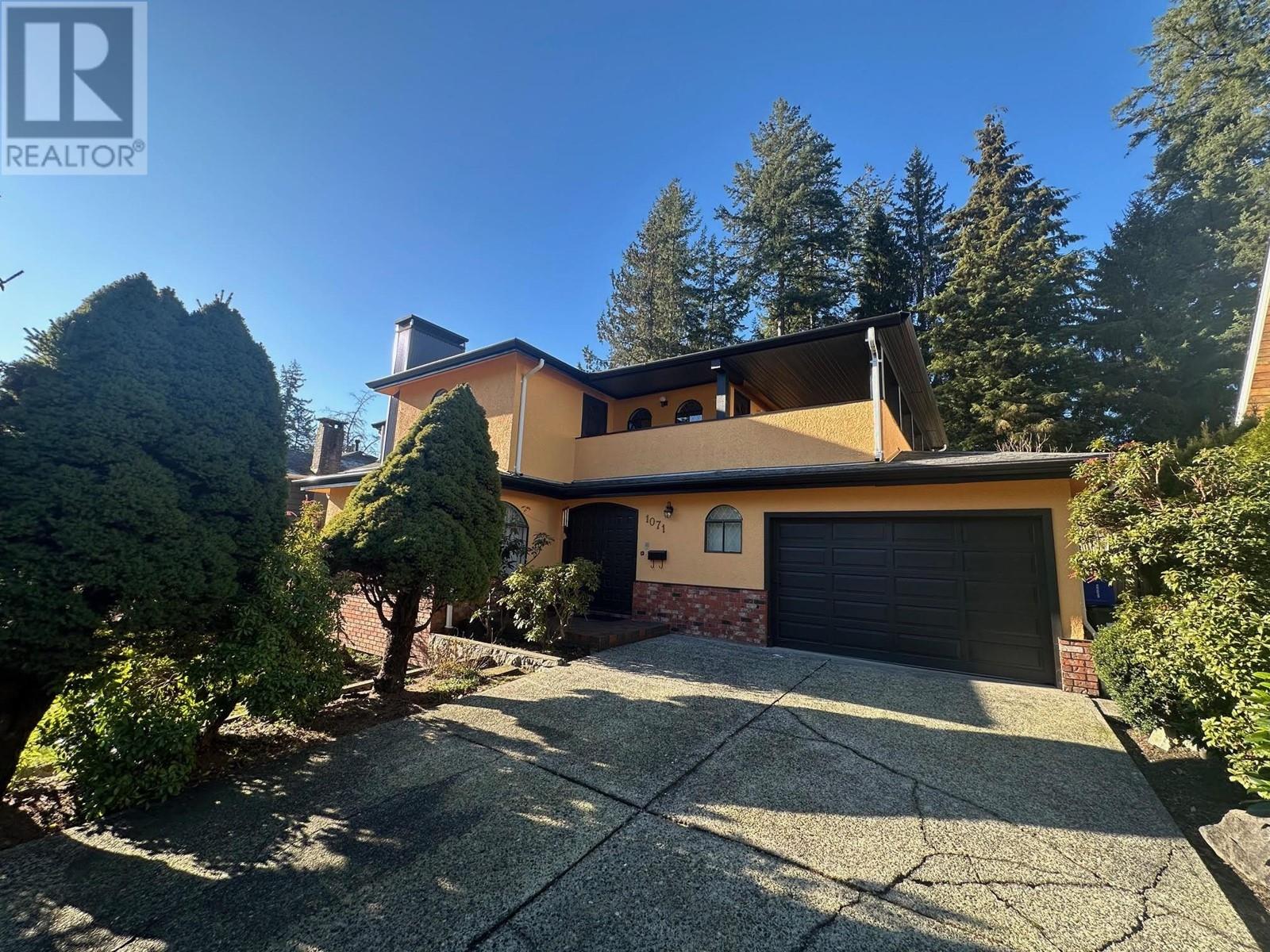 1071 Carnaby Place, North Vancouver, British Columbia  V7H 2A2 - Photo 2 - R2962968