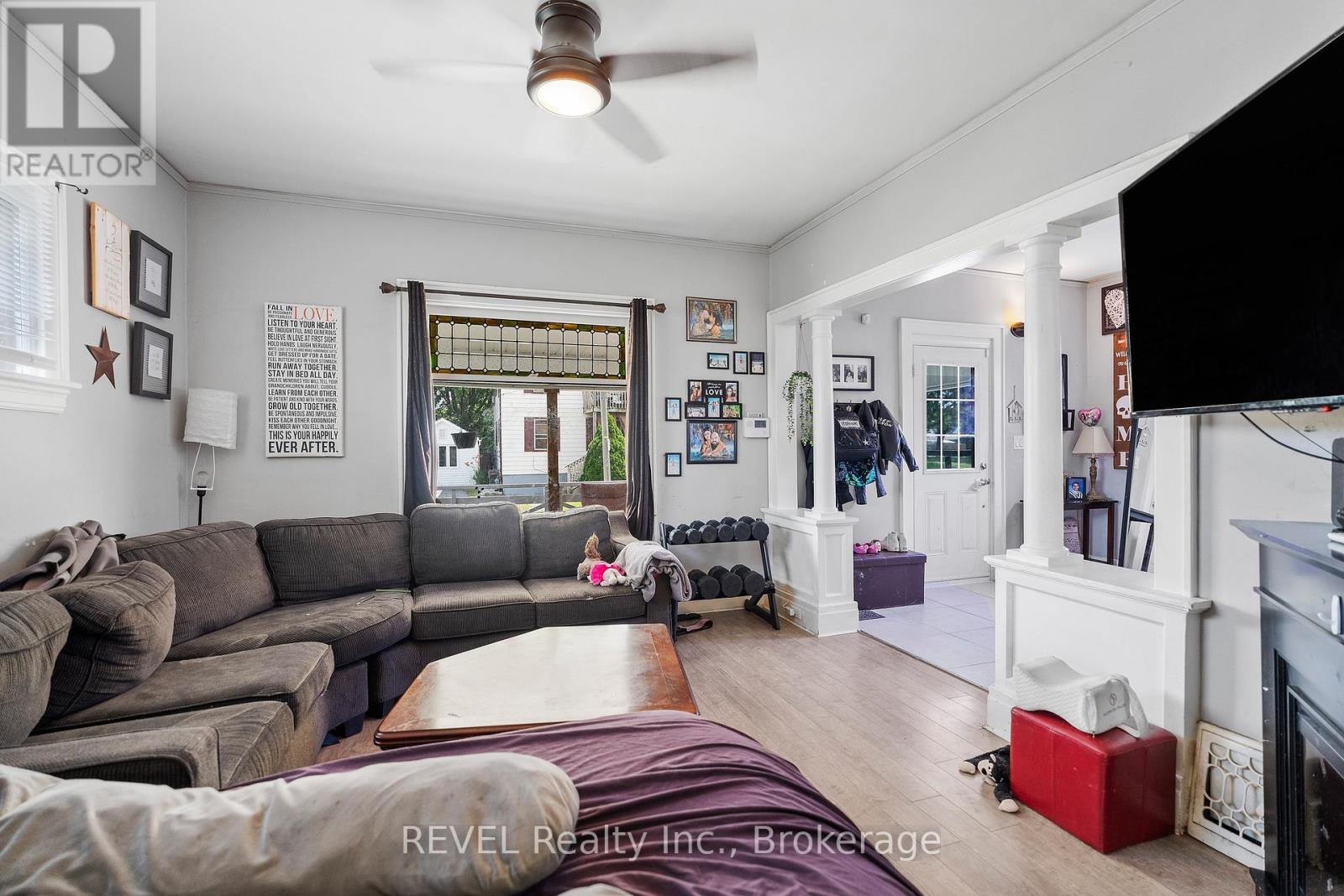 Property at 4825 CRYSLER AVENUE image 5