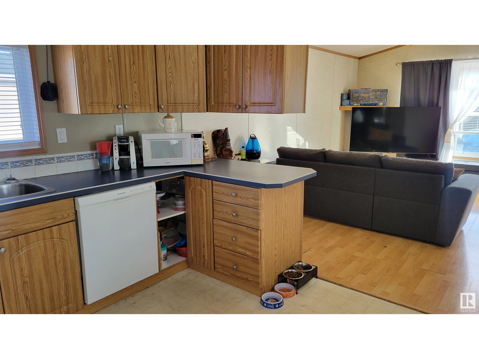 3310 Lakeview Rd Nw Nw, Edmonton, Alberta  T5S 2R8 - Photo 6 - E4423590