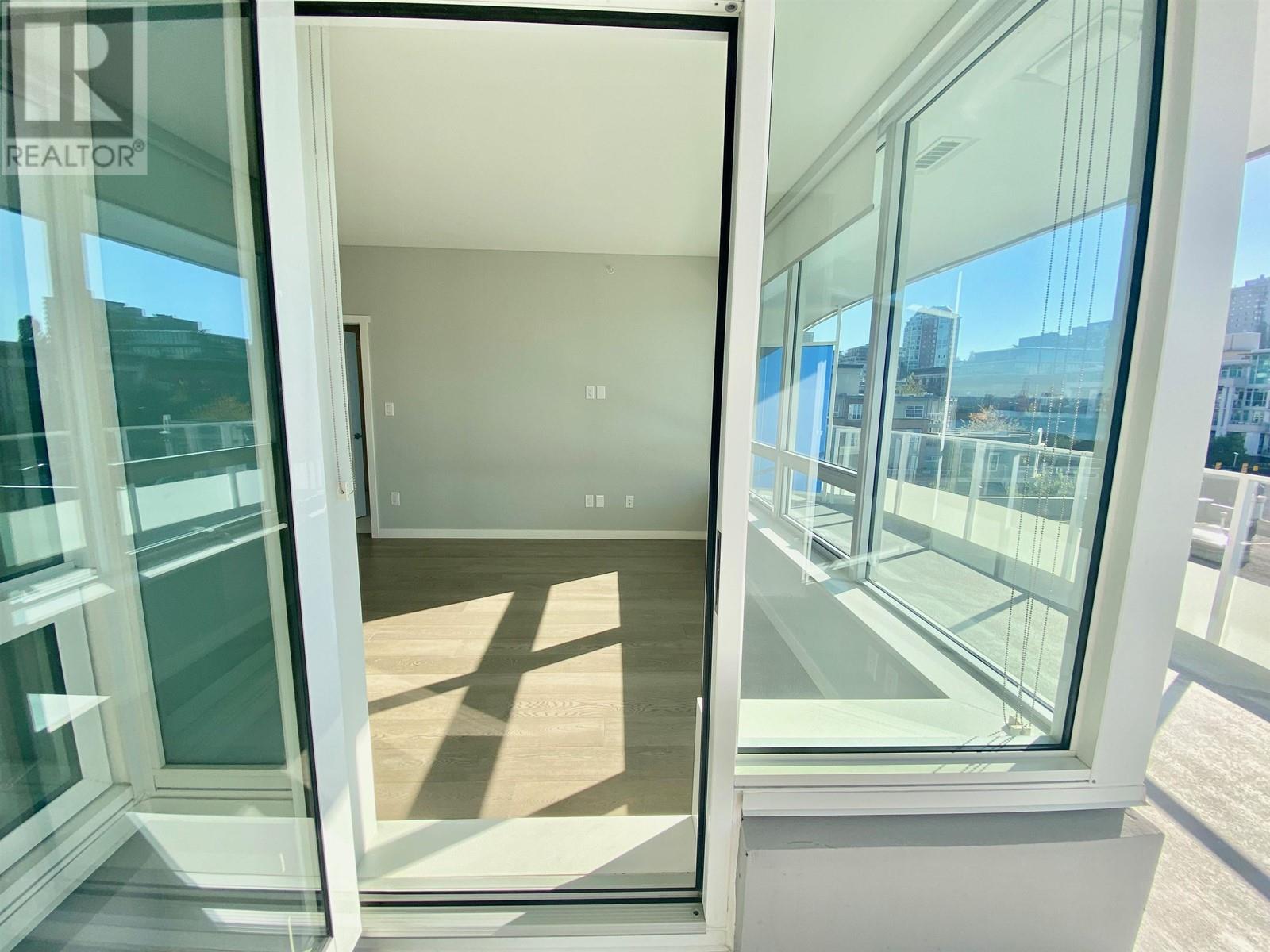 909 118 Carrie Cates Court, North Vancouver, British Columbia  V7M 0G6 - Photo 11 - R2959629