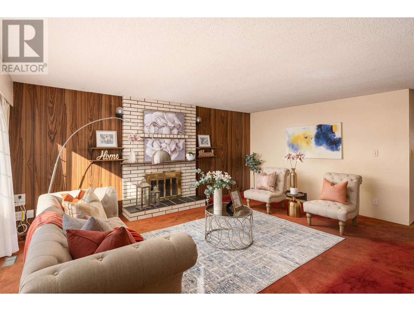 Listing Picture 7 of 39 : 7440 THORMANBY CRESCENT, Richmond / 烈治文 - 魯藝地產 Yvonne Lu Group - MLS Medallion Club Member