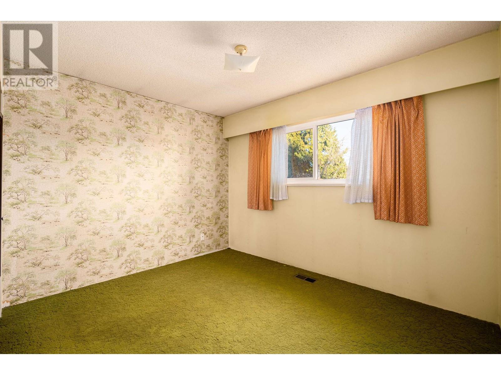 Listing Picture 19 of 39 : 7440 THORMANBY CRESCENT, Richmond / 烈治文 - 魯藝地產 Yvonne Lu Group - MLS Medallion Club Member