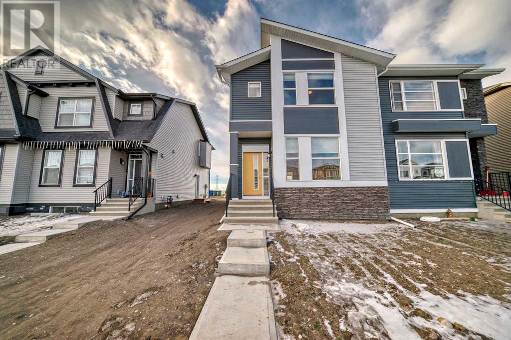641 Dawson Drive, Chestermere, Alberta  T1X 2R6 - Photo 2 - A2189461