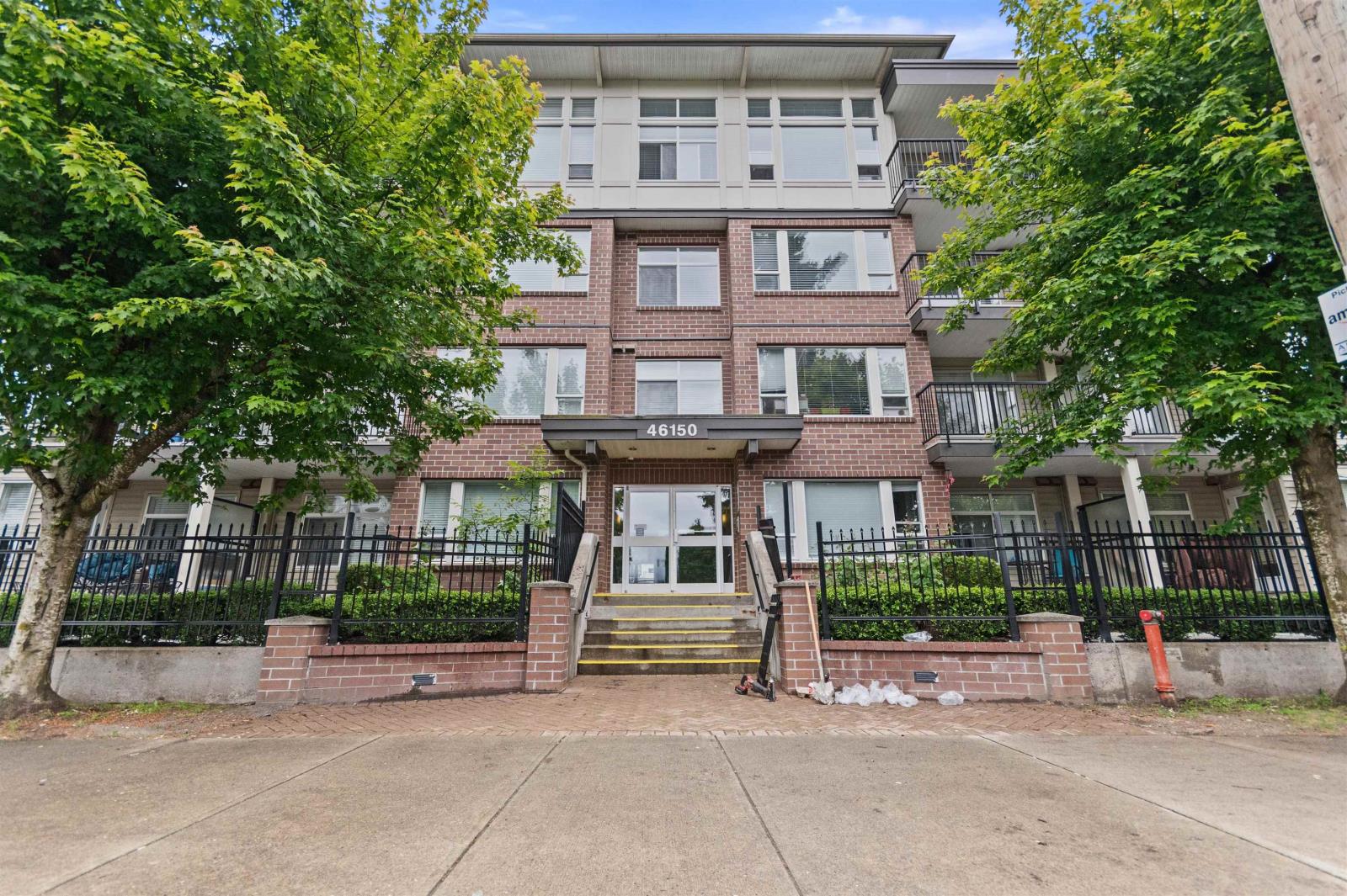 Property at 212 46150 BOLE AVENUE image 2