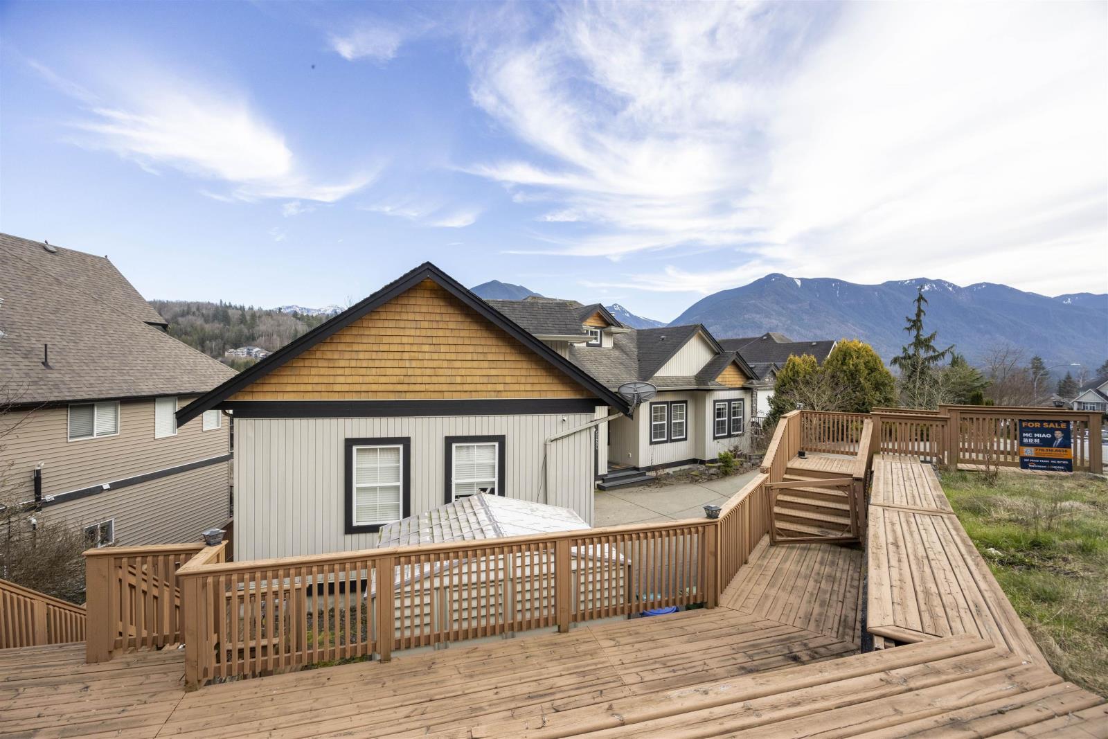 Property at 5280 WEEDEN PLACE image 3