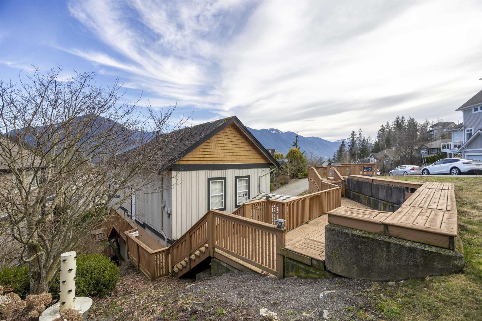 Property at 5280 WEEDEN PLACE image 4
