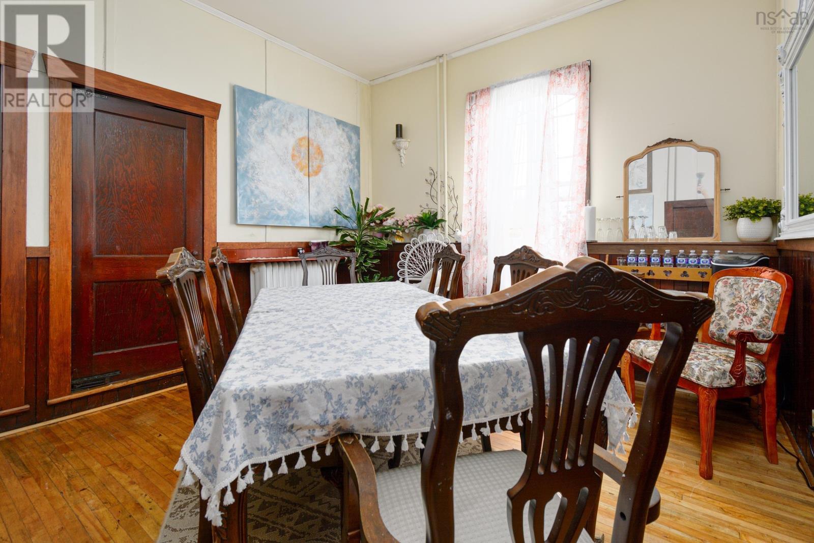 345 Esplanade Street, Sydney, Nova Scotia  B1P 1A9 - Photo 14 - 202503570