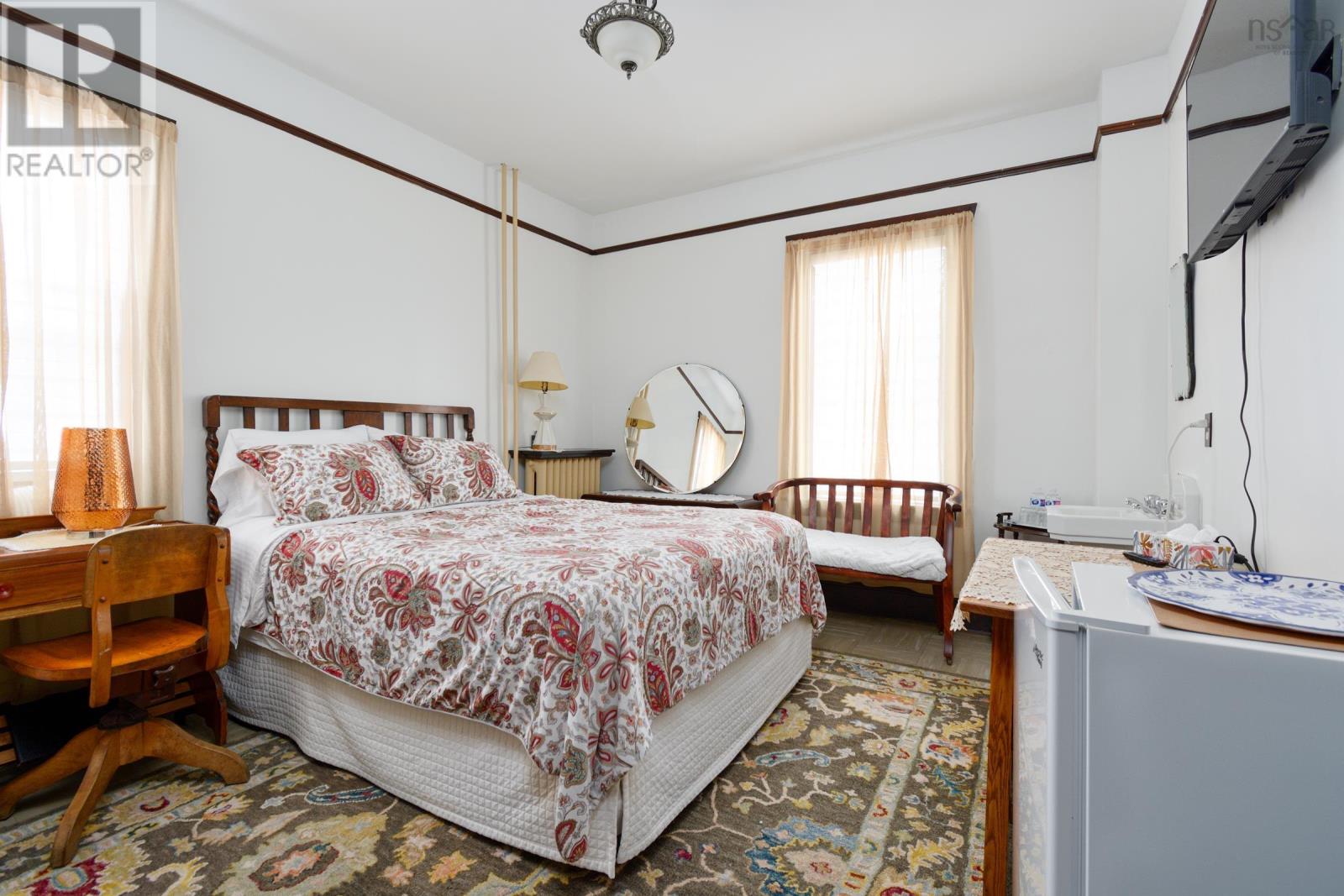 345 Esplanade Street, Sydney, Nova Scotia  B1P 1A9 - Photo 31 - 202503570