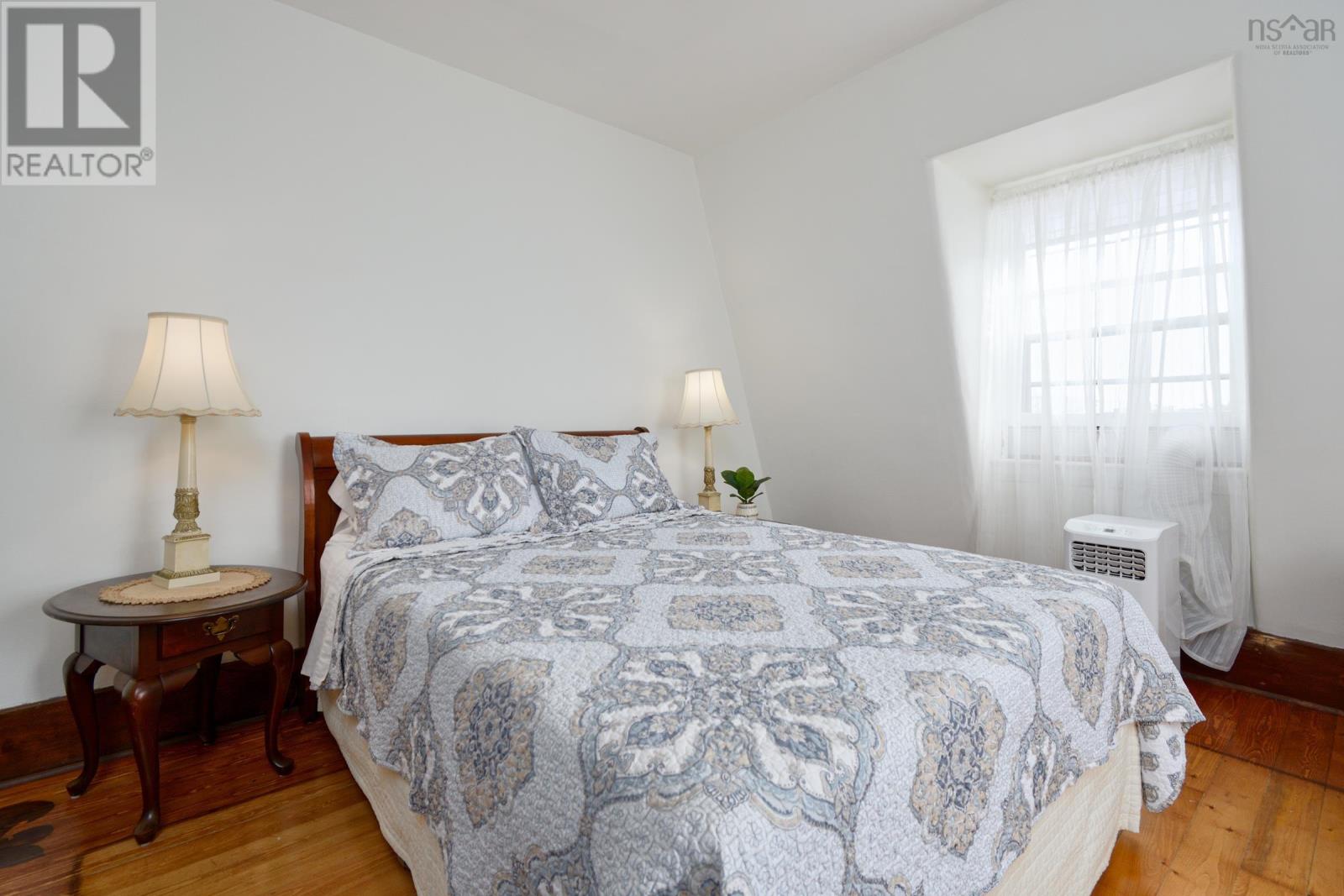 345 Esplanade Street, Sydney, Nova Scotia  B1P 1A9 - Photo 35 - 202503570