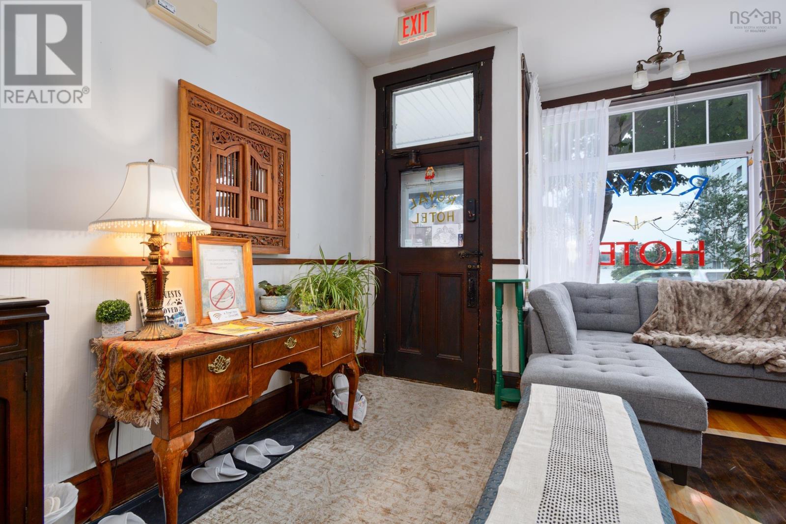 345 Esplanade Street, Sydney, Nova Scotia  B1P 1A9 - Photo 4 - 202503570