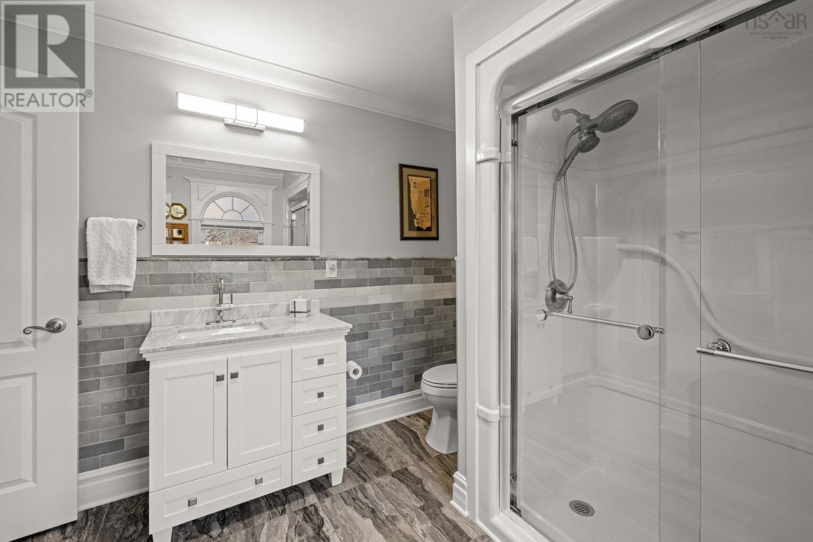 70 Gourok Avenue, Dartmouth, Nova Scotia  B2X 2W8 - Photo 20 - 202427748