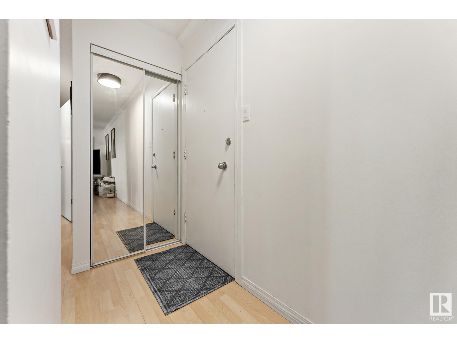Property at #402 3835 107 ST NW image 4