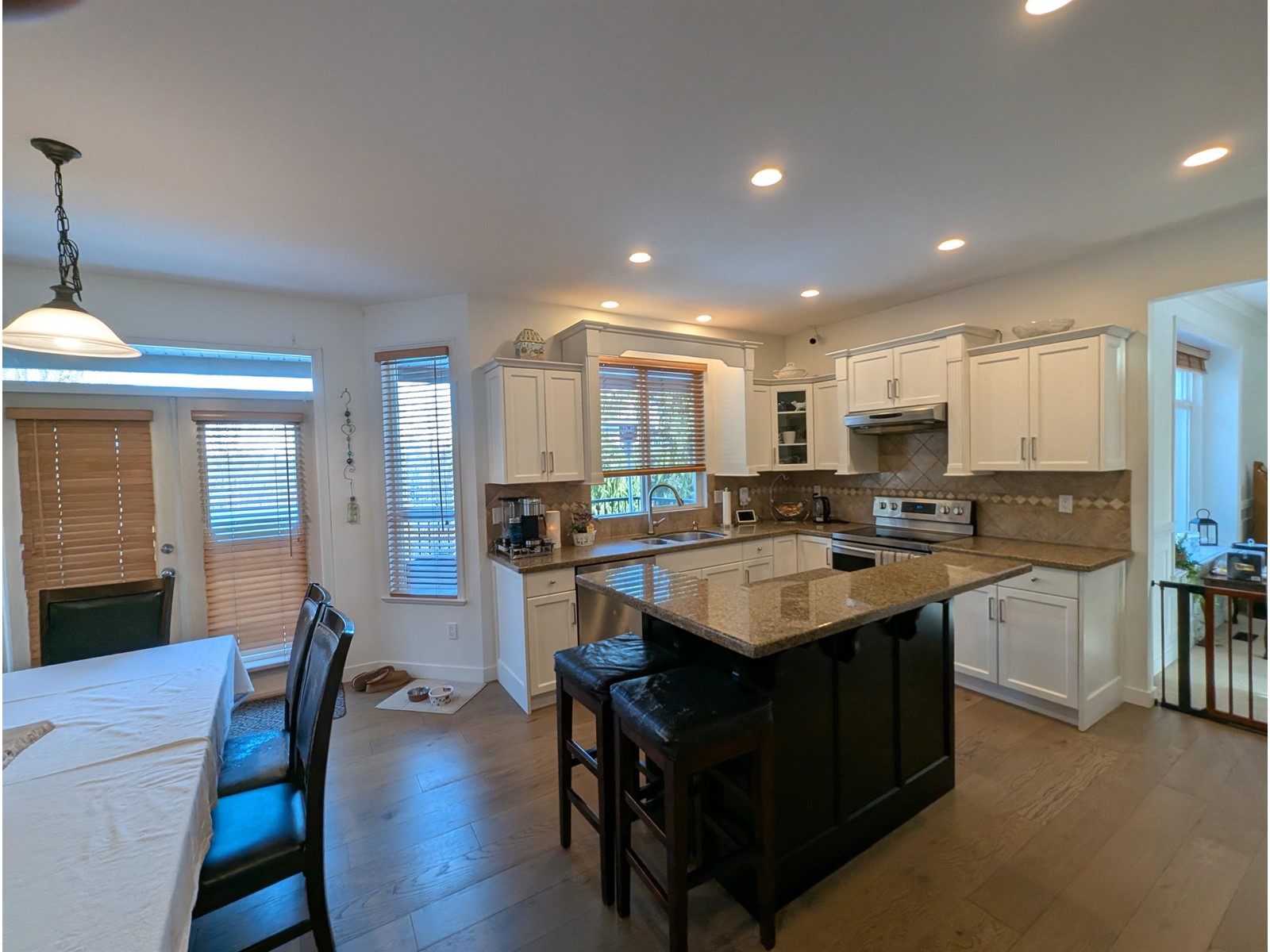 11082 168 Street, Surrey, British Columbia  V4N 5G6 - Photo 3 - R2964827