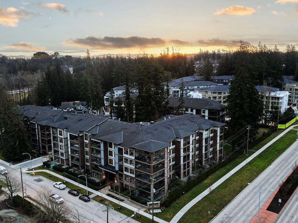 110 14588 Mcdougall Drive, Surrey, British Columbia  V4P 0H1 - Photo 4 - R2969562