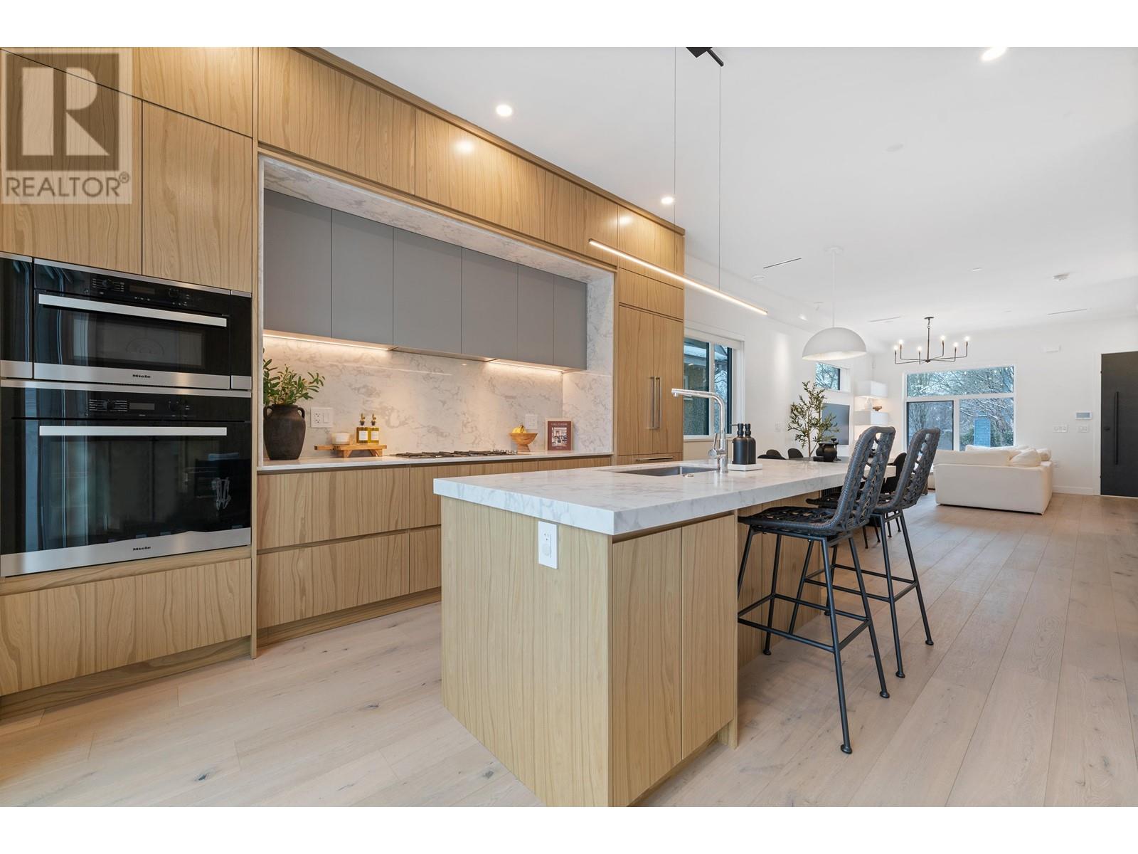258 E 37th Avenue, Vancouver, British Columbia  V5W 1E6 - Photo 7 - R2970961