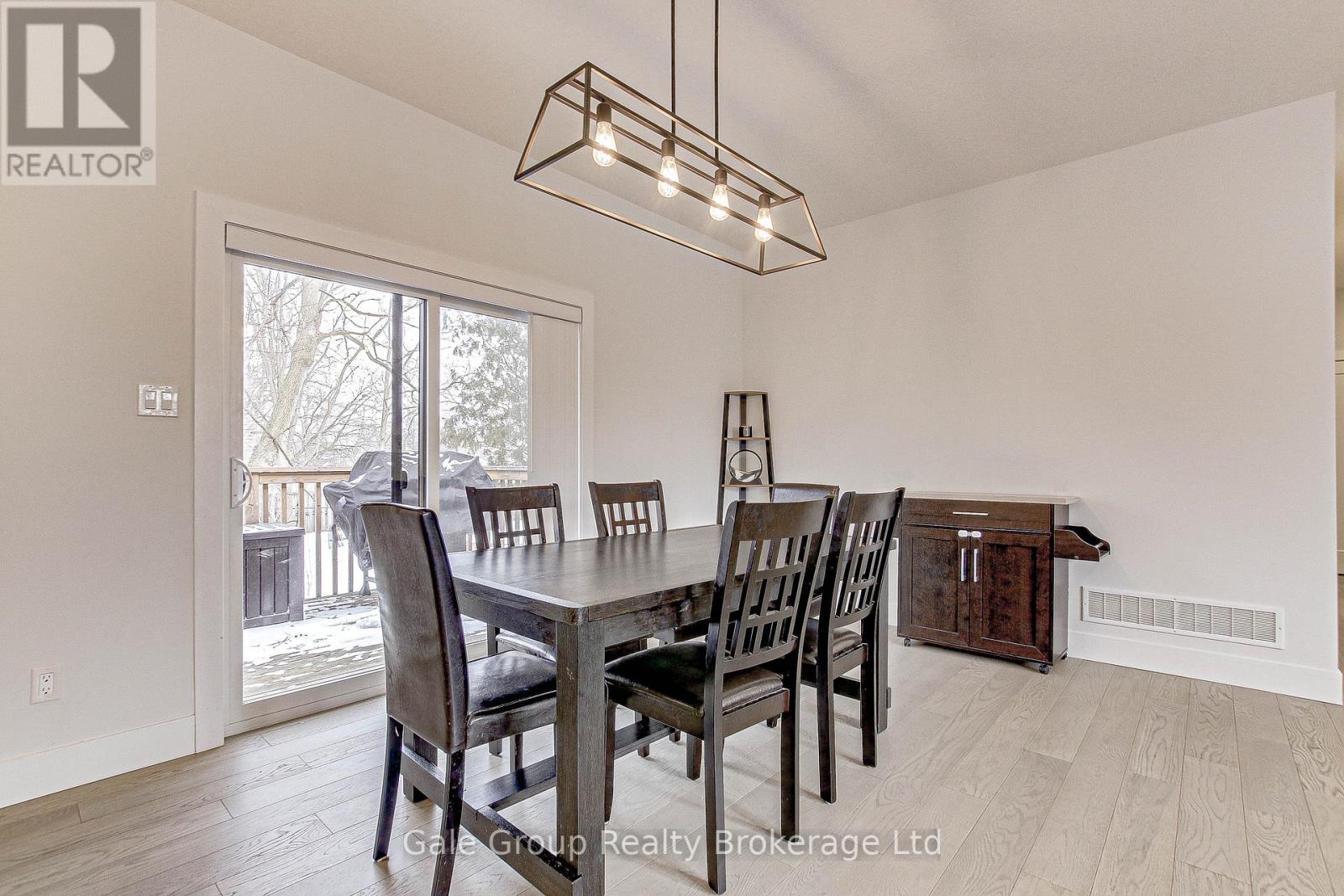 95 Henry Street, Strathroy-Caradoc, Ontario  N7G 1E3 - Photo 9 - X11995837