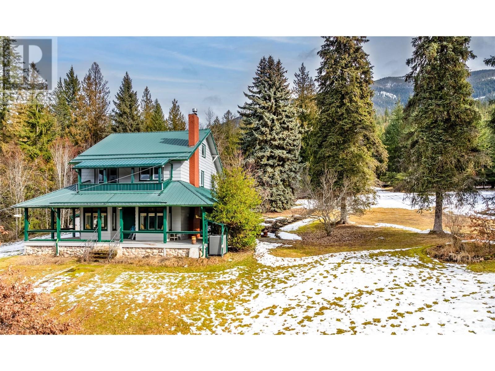 14906 3a Highway, Gray Creek, British Columbia  V0B 1S0 - Photo 1 - 10336792