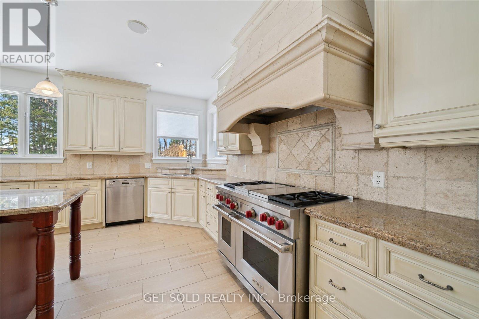 65 Preservation Place, Whitby, Ontario  L1P 1X8 - Photo 15 - E11995895