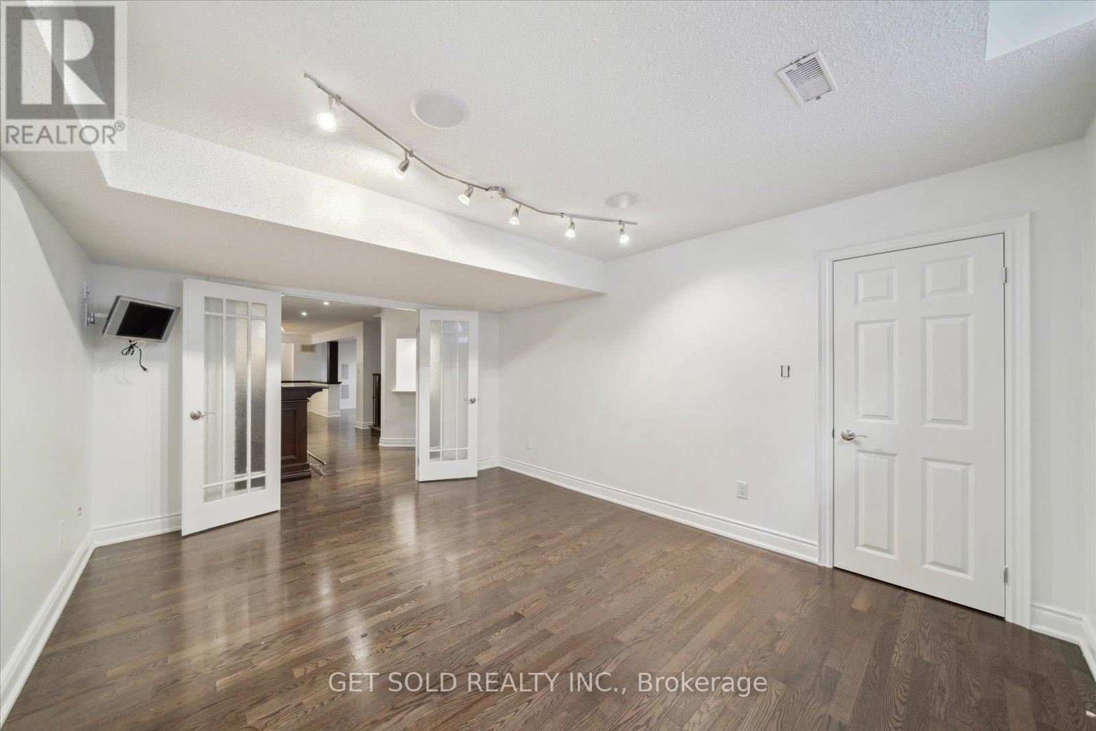 65 Preservation Place, Whitby, Ontario  L1P 1X8 - Photo 34 - E11995895