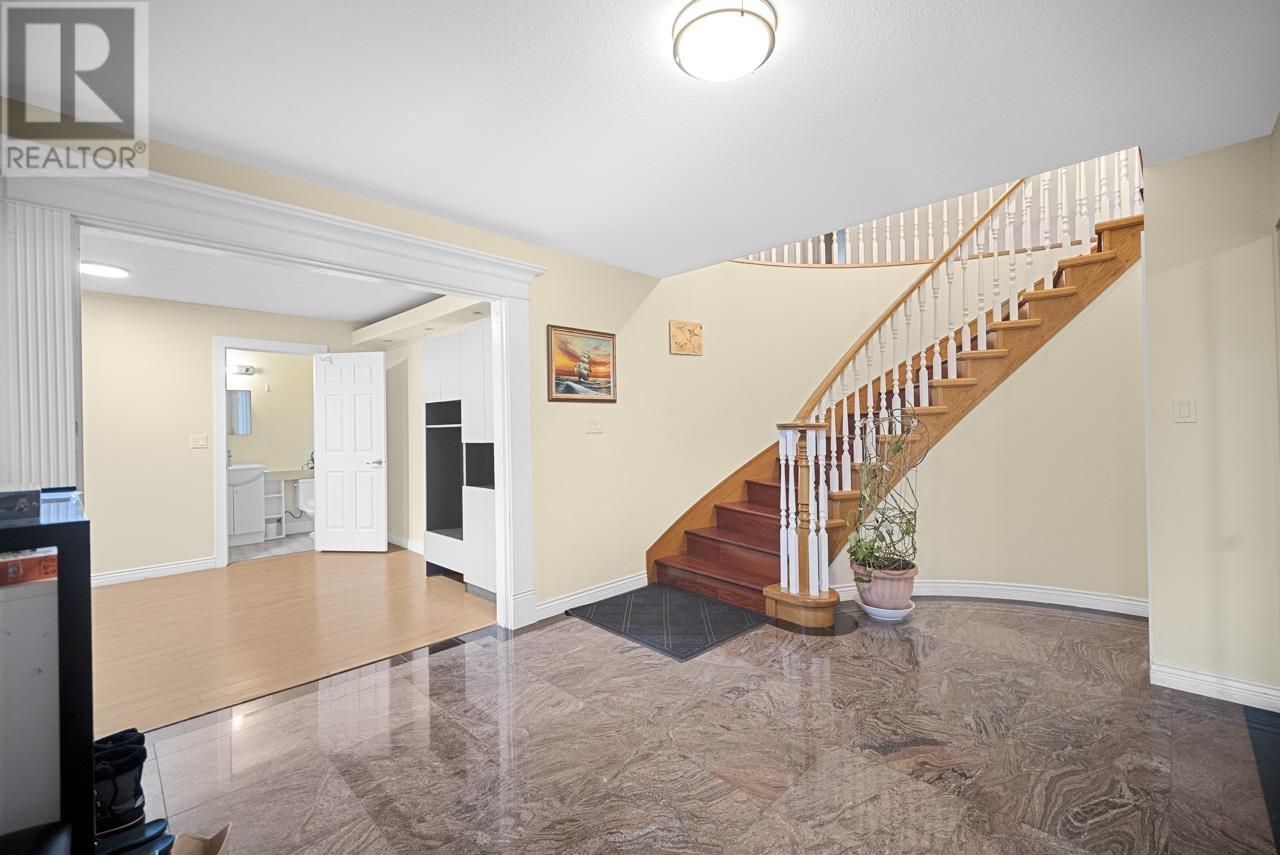 5091 Sidley Street, Burnaby, British Columbia  V5J 1T6 - Photo 6 - R2972080