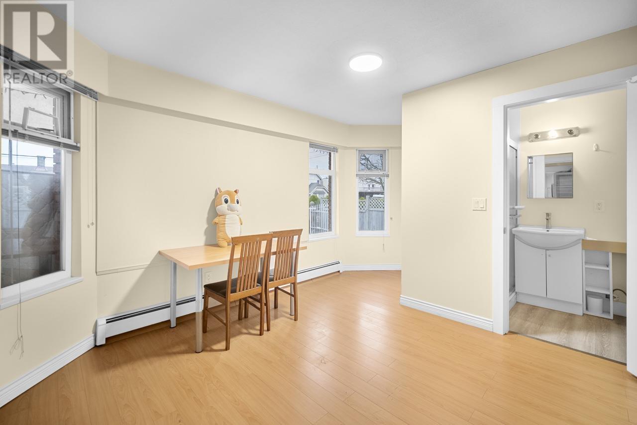 Property at 5091 SIDLEY STREET image 4