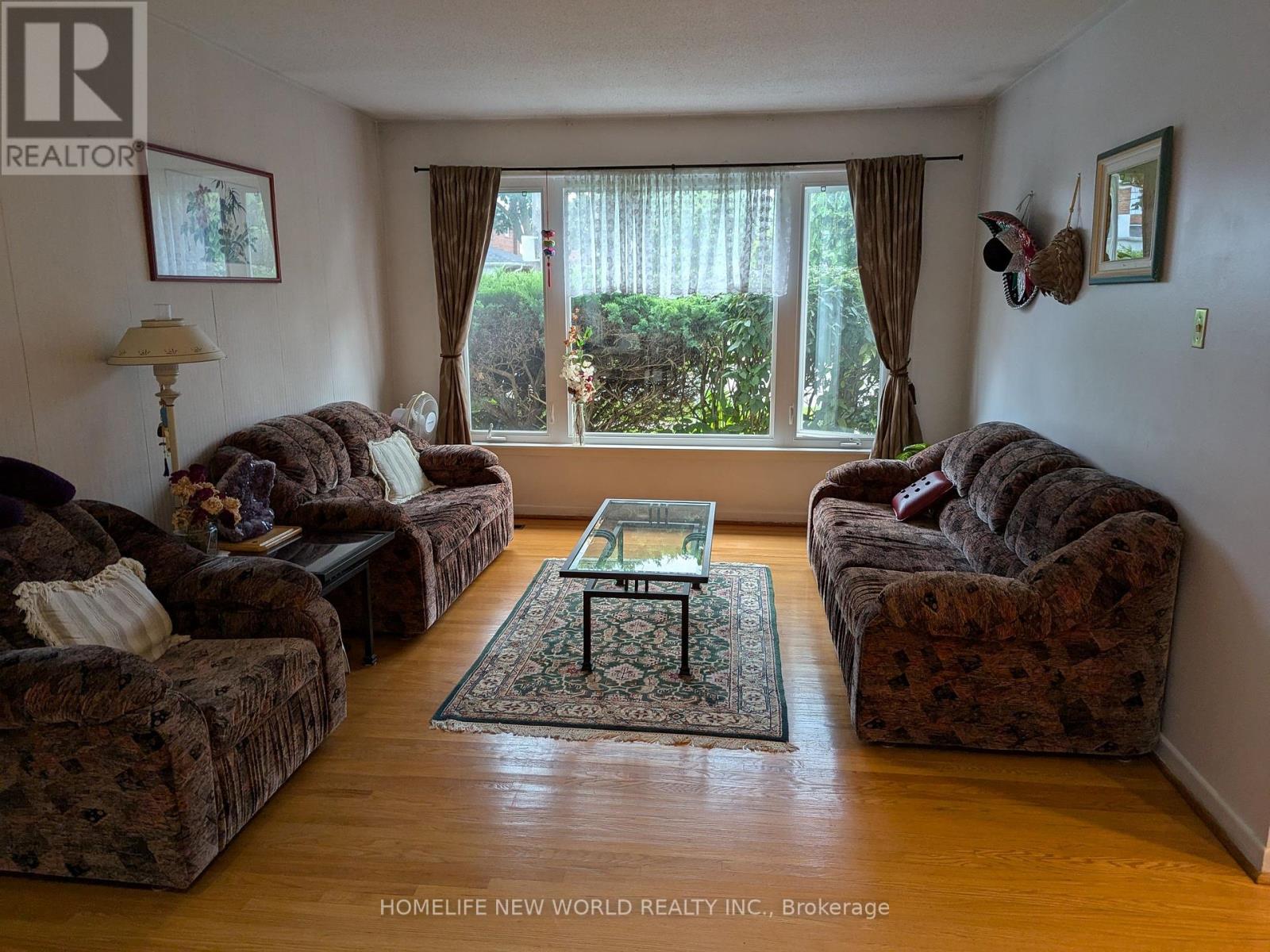 Property at 9 CROSSEN DRIVE image 4