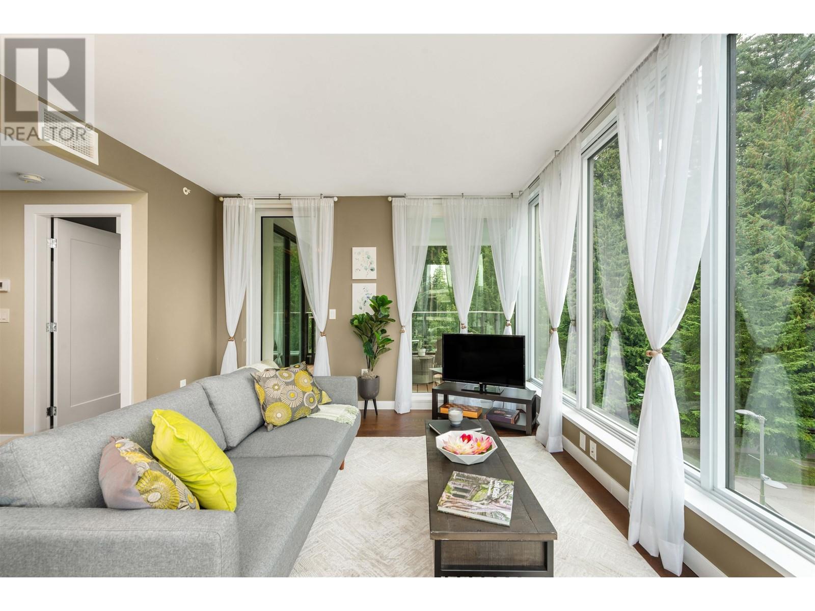 Listing Picture 6 of 29 : 408 5629 BIRNEY AVENUE, Vancouver / 溫哥華 - 魯藝地產 Yvonne Lu Group - MLS Medallion Club Member