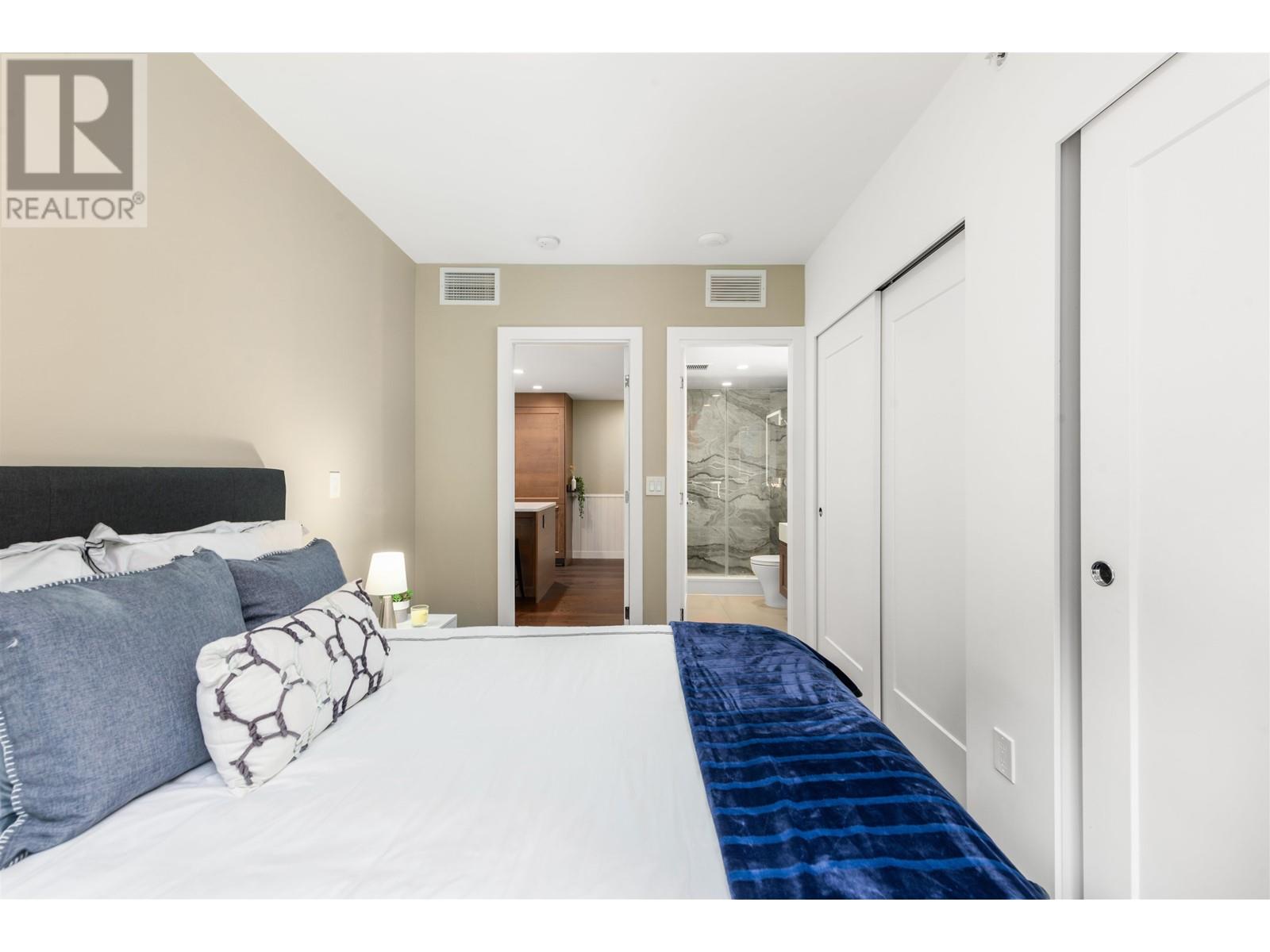 Listing Picture 13 of 29 : 408 5629 BIRNEY AVENUE, Vancouver / 溫哥華 - 魯藝地產 Yvonne Lu Group - MLS Medallion Club Member