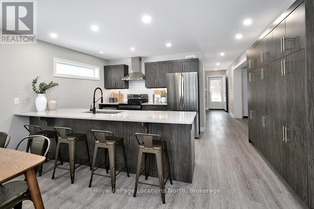 17 Elgin Street S, Blue Mountains, Ontario  N0H 2P0 - Photo 5 - X11996019