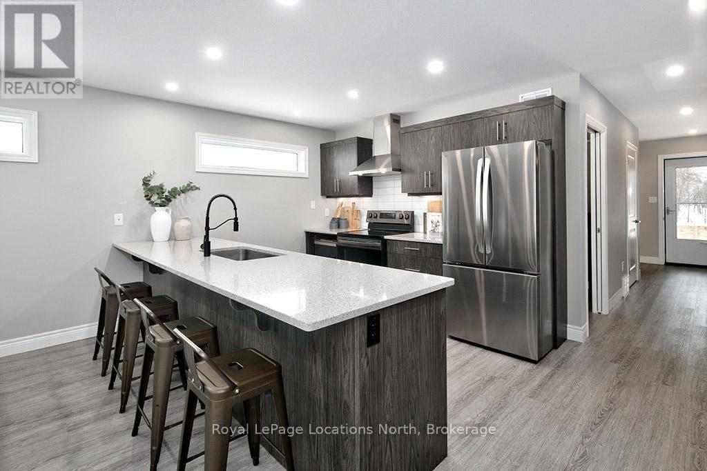 17 Elgin Street S, Blue Mountains, Ontario  N0H 2P0 - Photo 6 - X11996019