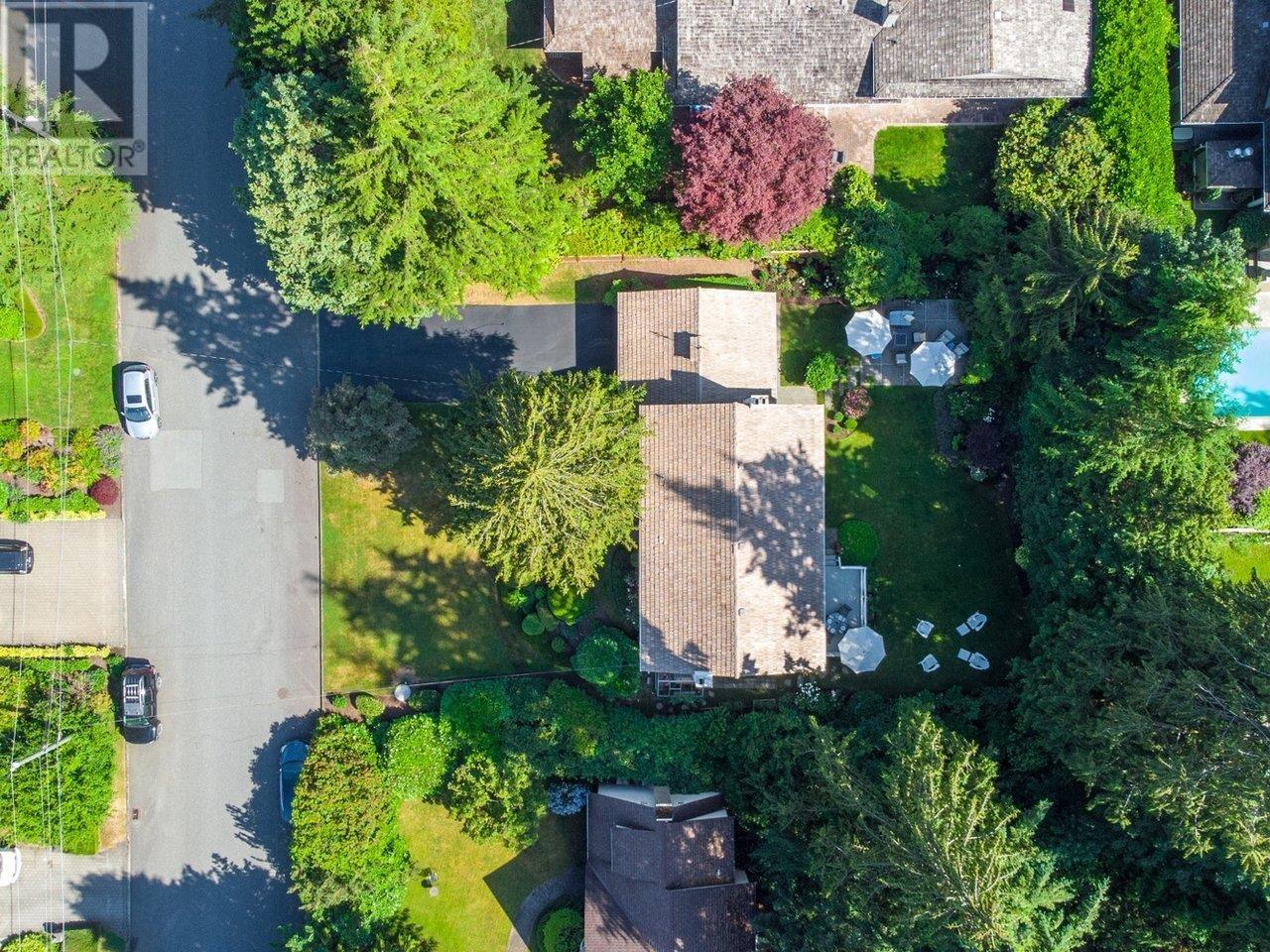 Property at 840 MARGAREE PLACE image 2