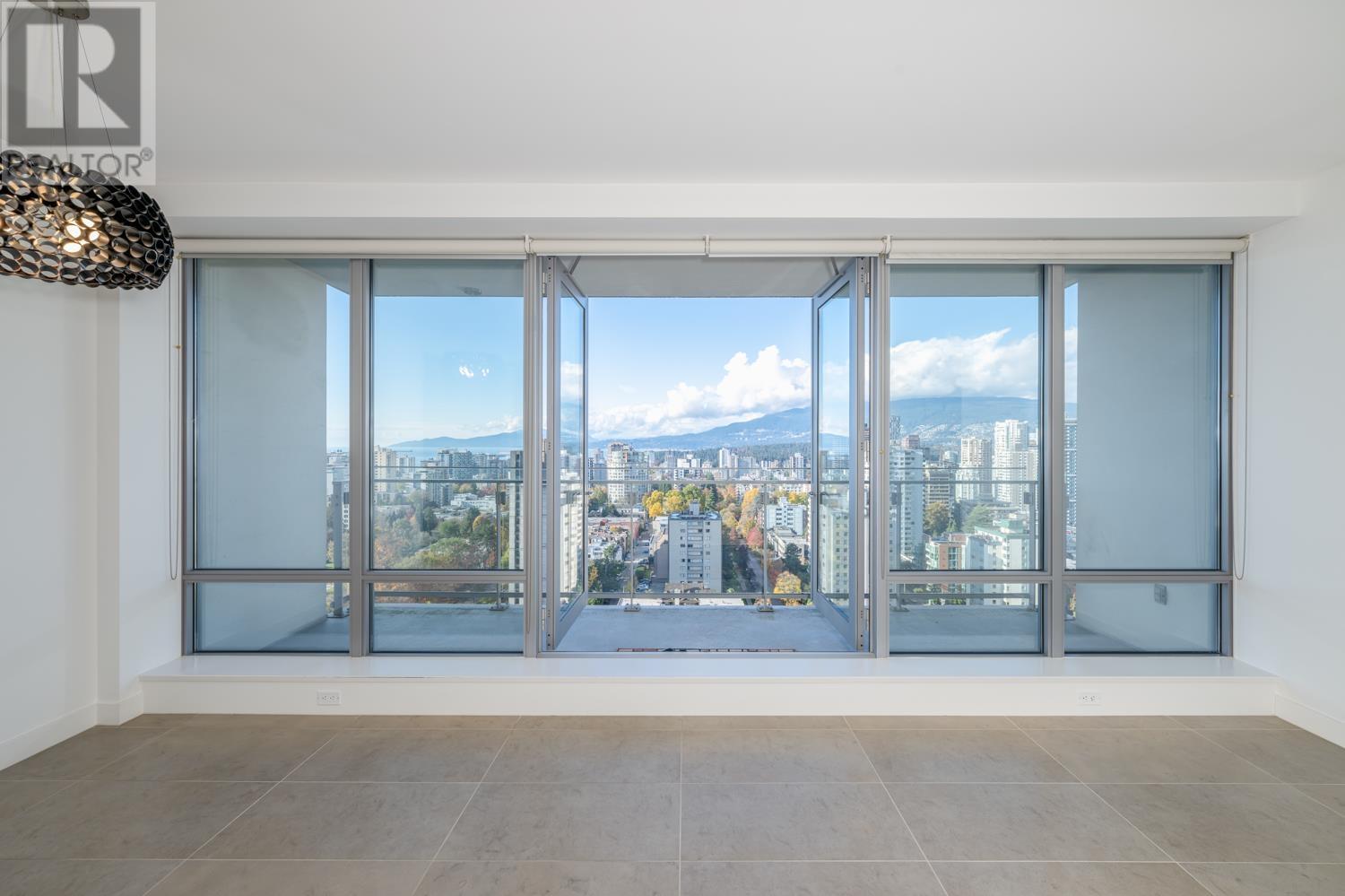 Listing Picture 6 of 32 : 2405 1028 BARCLAY STREET, Vancouver / 溫哥華 - 魯藝地產 Yvonne Lu Group - MLS Medallion Club Member