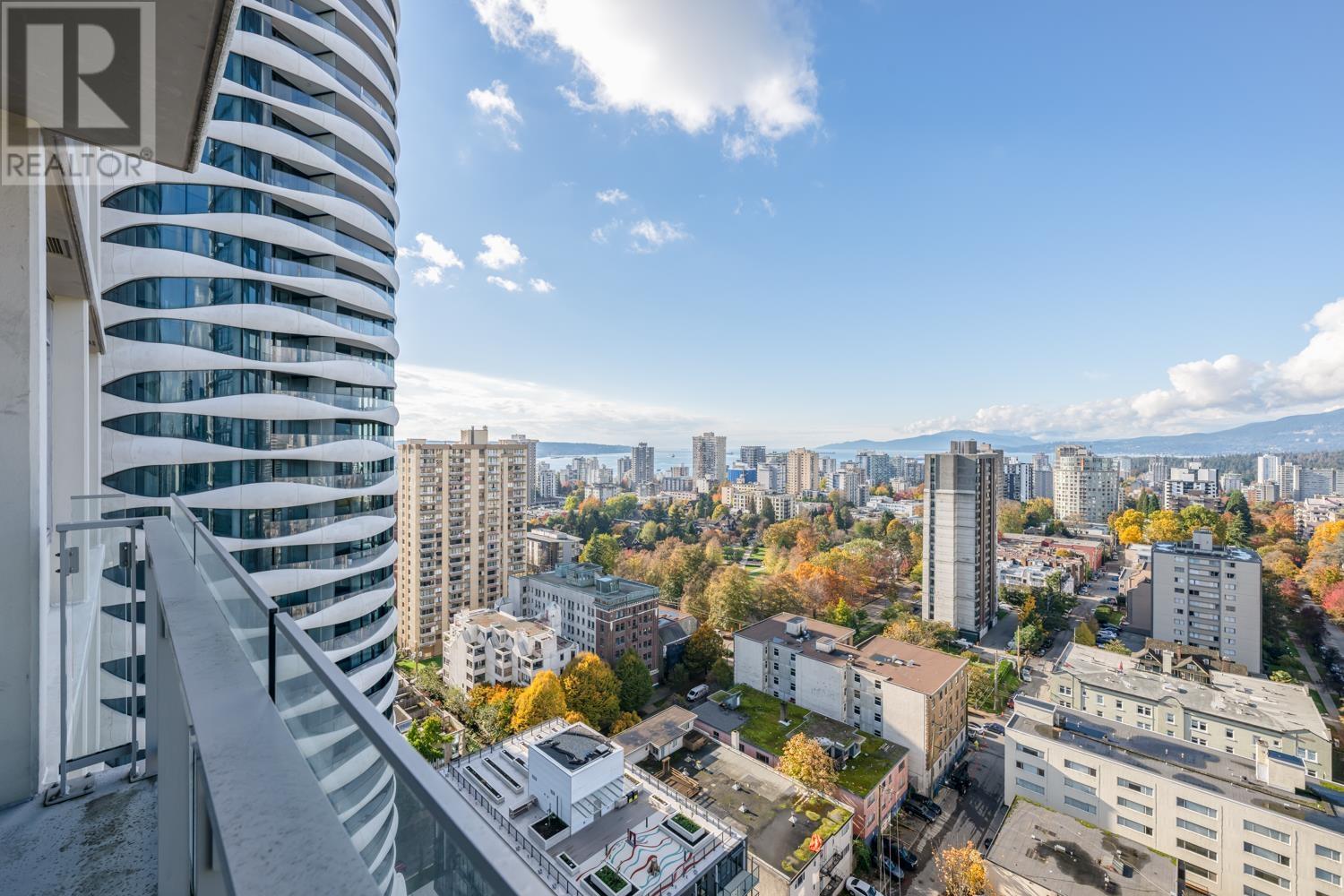 Listing Picture 22 of 32 : 2405 1028 BARCLAY STREET, Vancouver / 溫哥華 - 魯藝地產 Yvonne Lu Group - MLS Medallion Club Member