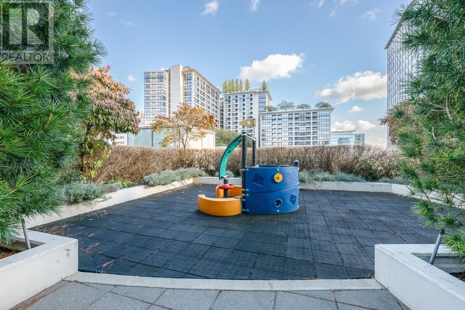 Listing Picture 28 of 32 : 2405 1028 BARCLAY STREET, Vancouver / 溫哥華 - 魯藝地產 Yvonne Lu Group - MLS Medallion Club Member