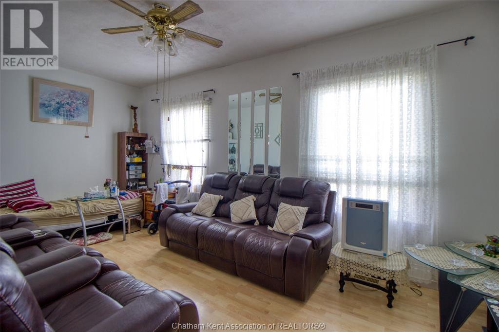 Property at 37 Book STREET image 3