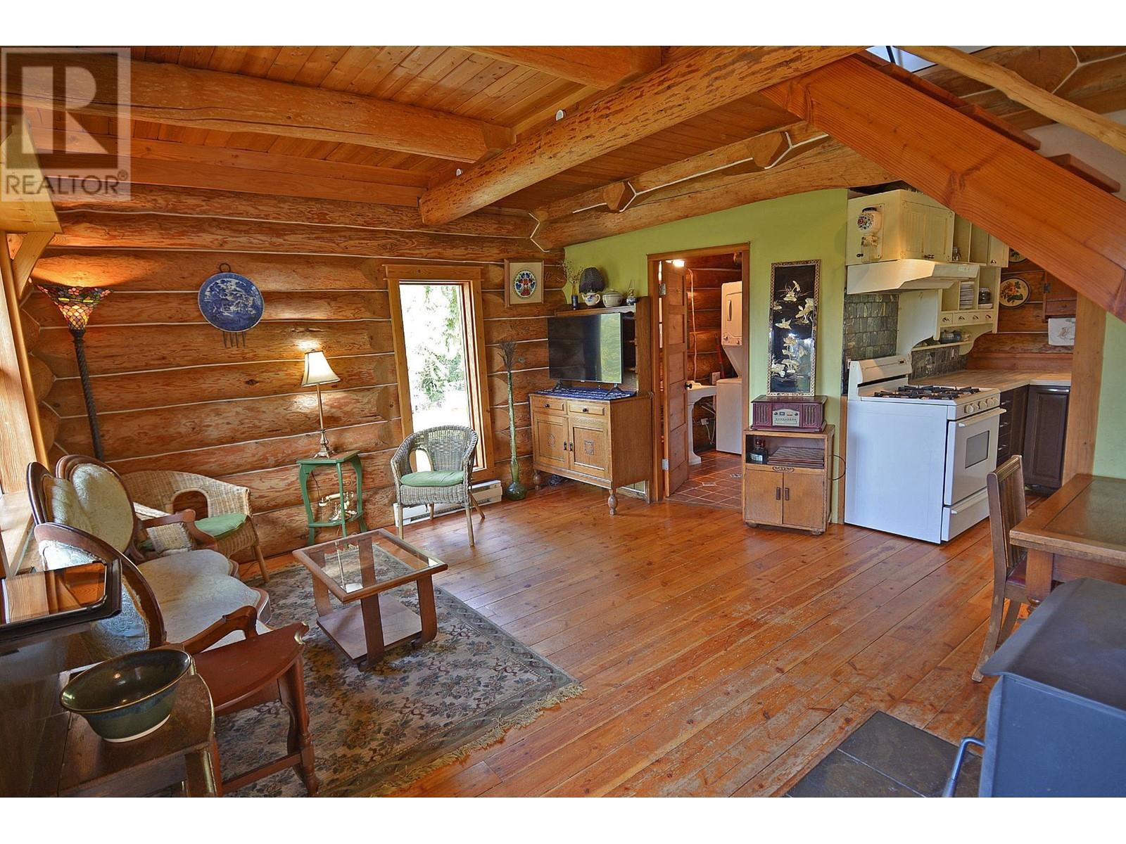 8907 Martens Road, Slocan, British Columbia  V1L 1C0 - Photo 36 - 10334528