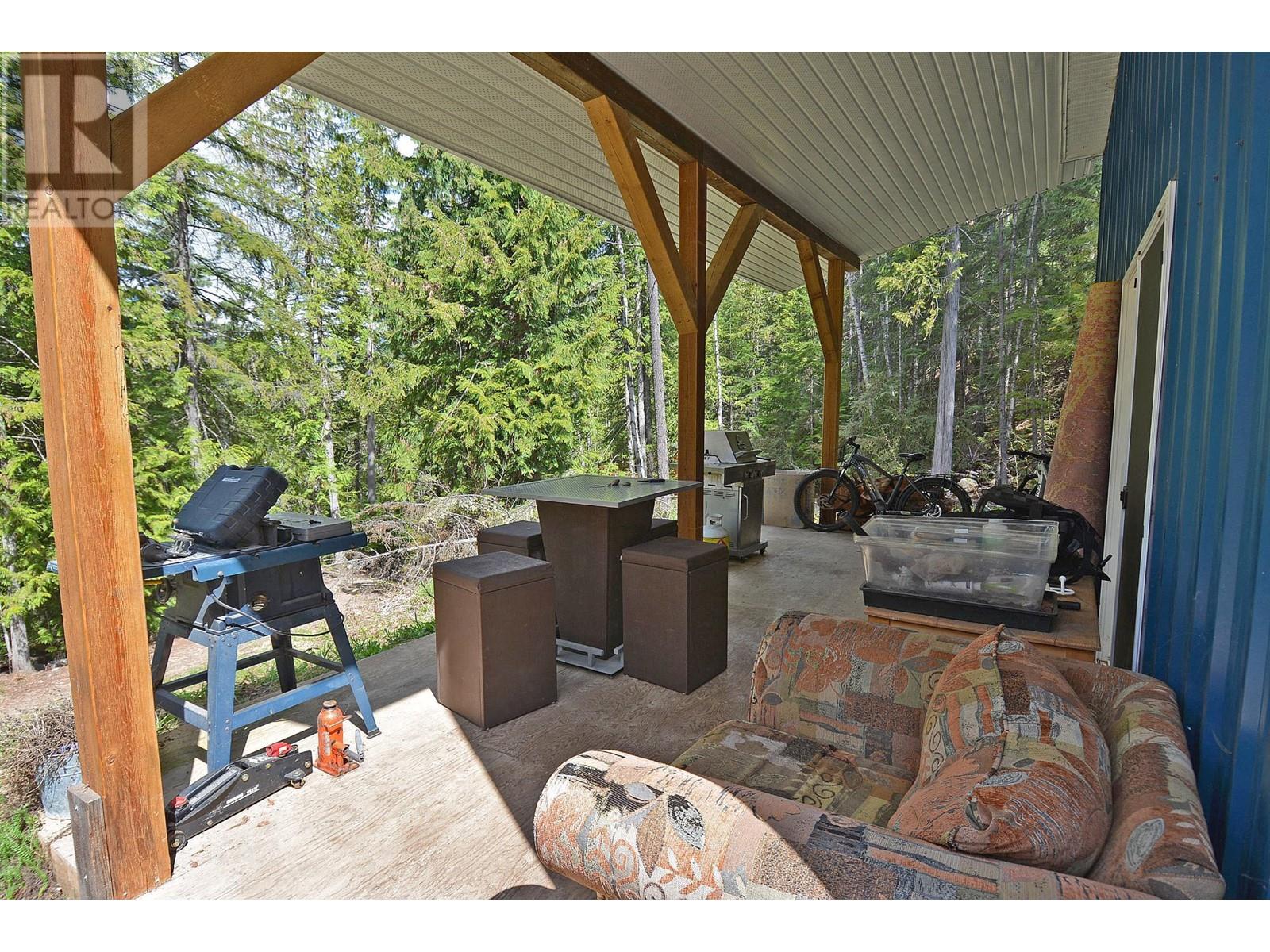 8907 Martens Road, Slocan, British Columbia  V1L 1C0 - Photo 24 - 10334528