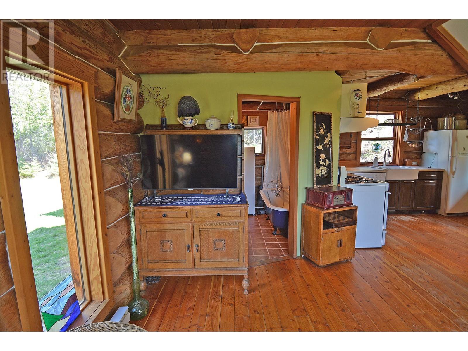 8907 Martens Road, Slocan, British Columbia  V1L 1C0 - Photo 37 - 10334528