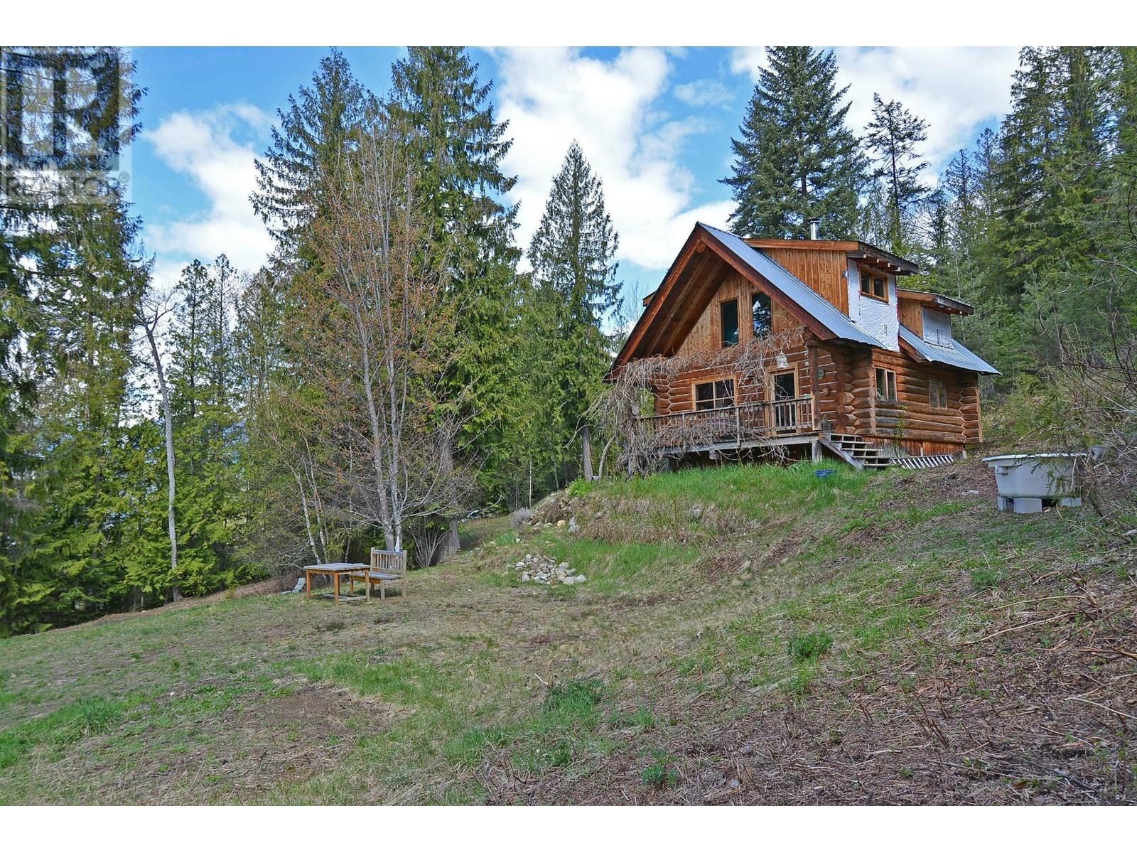 8907 Martens Road, Slocan, British Columbia  V1L 1C0 - Photo 25 - 10334528