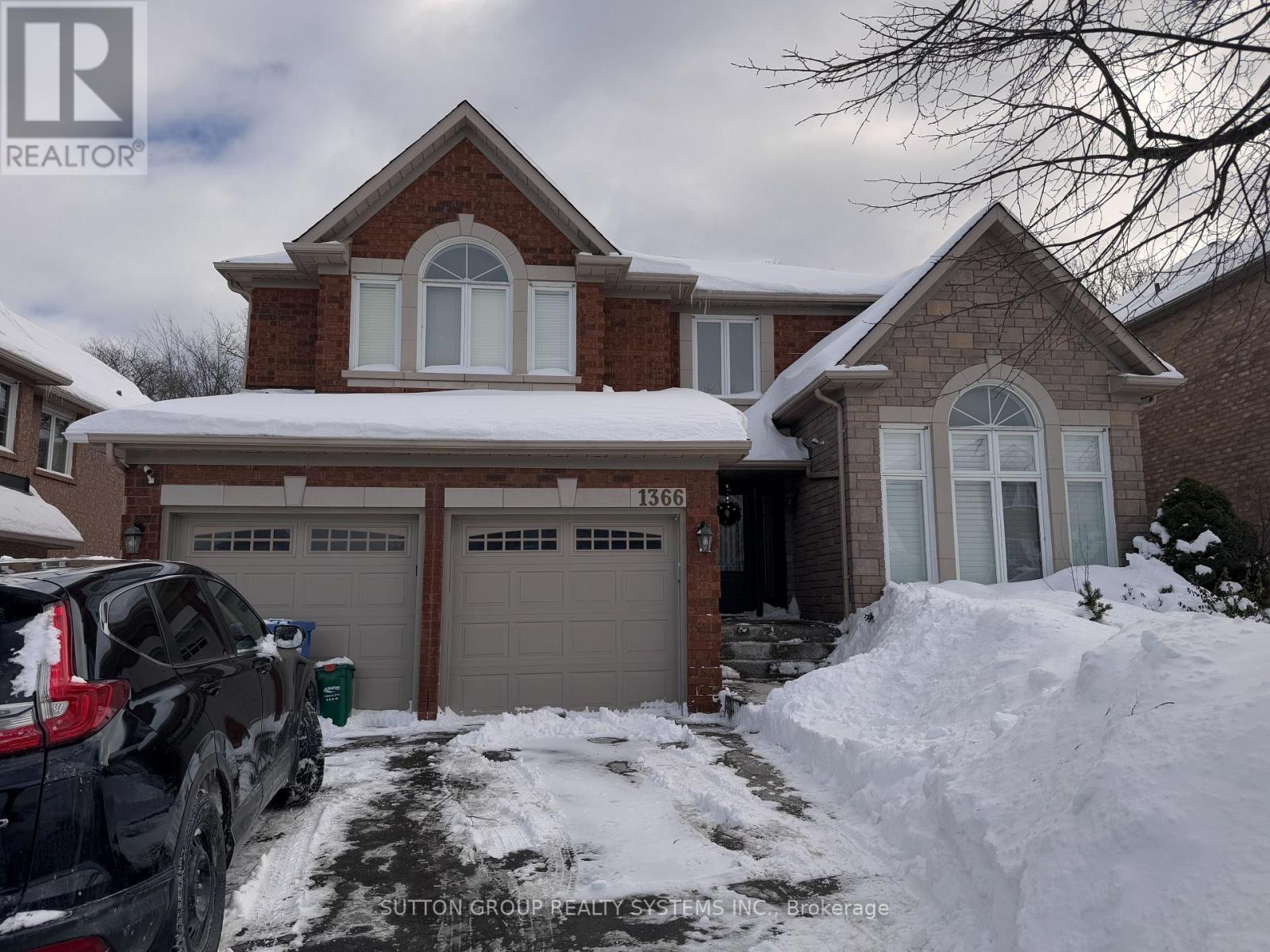 1366 Creekwood Trail, Oakville, Ontario  L6H 6C7 - Photo 1 - W11996065