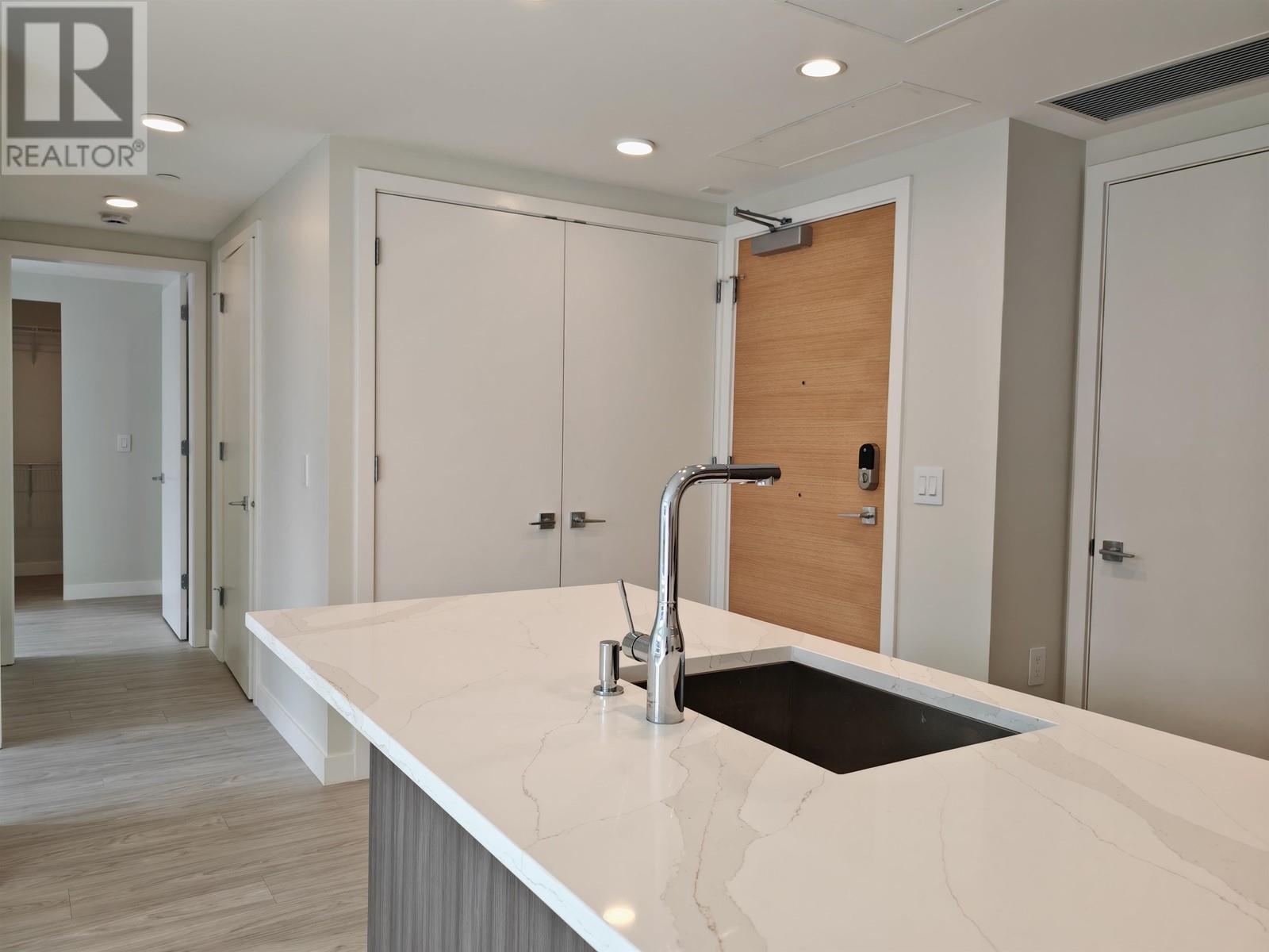 207 485 W 63rd Avenue, Vancouver, British Columbia  V5X 2J3 - Photo 4 - R2969712