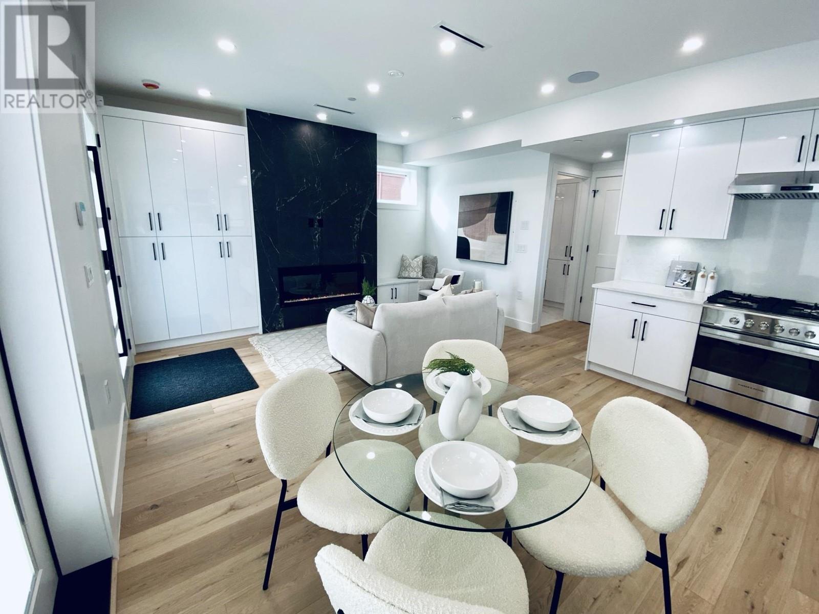 Listing Picture 3 of 6 : 1 2727 PARKER STREET, Vancouver / 溫哥華 - 魯藝地產 Yvonne Lu Group - MLS Medallion Club Member