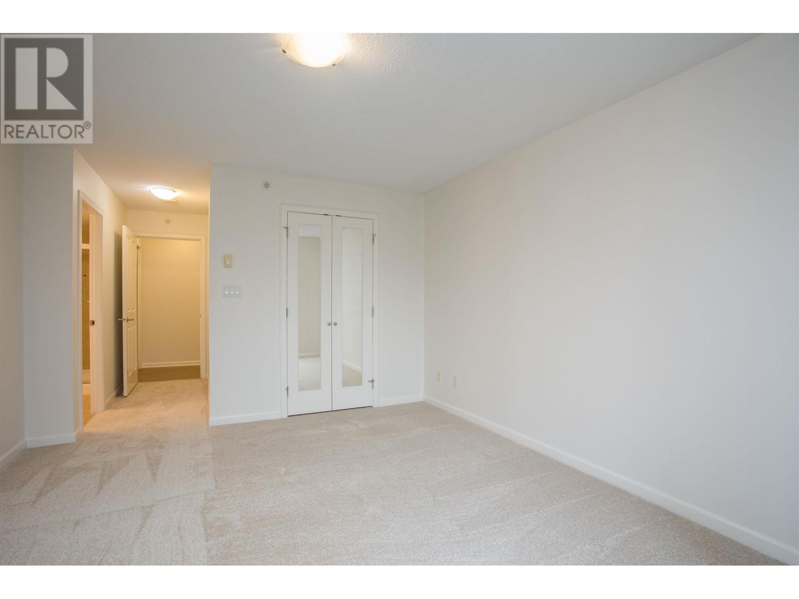 302 290 Newport Drive, Port Moody, British Columbia  V5H 5N2 - Photo 13 - R2969252