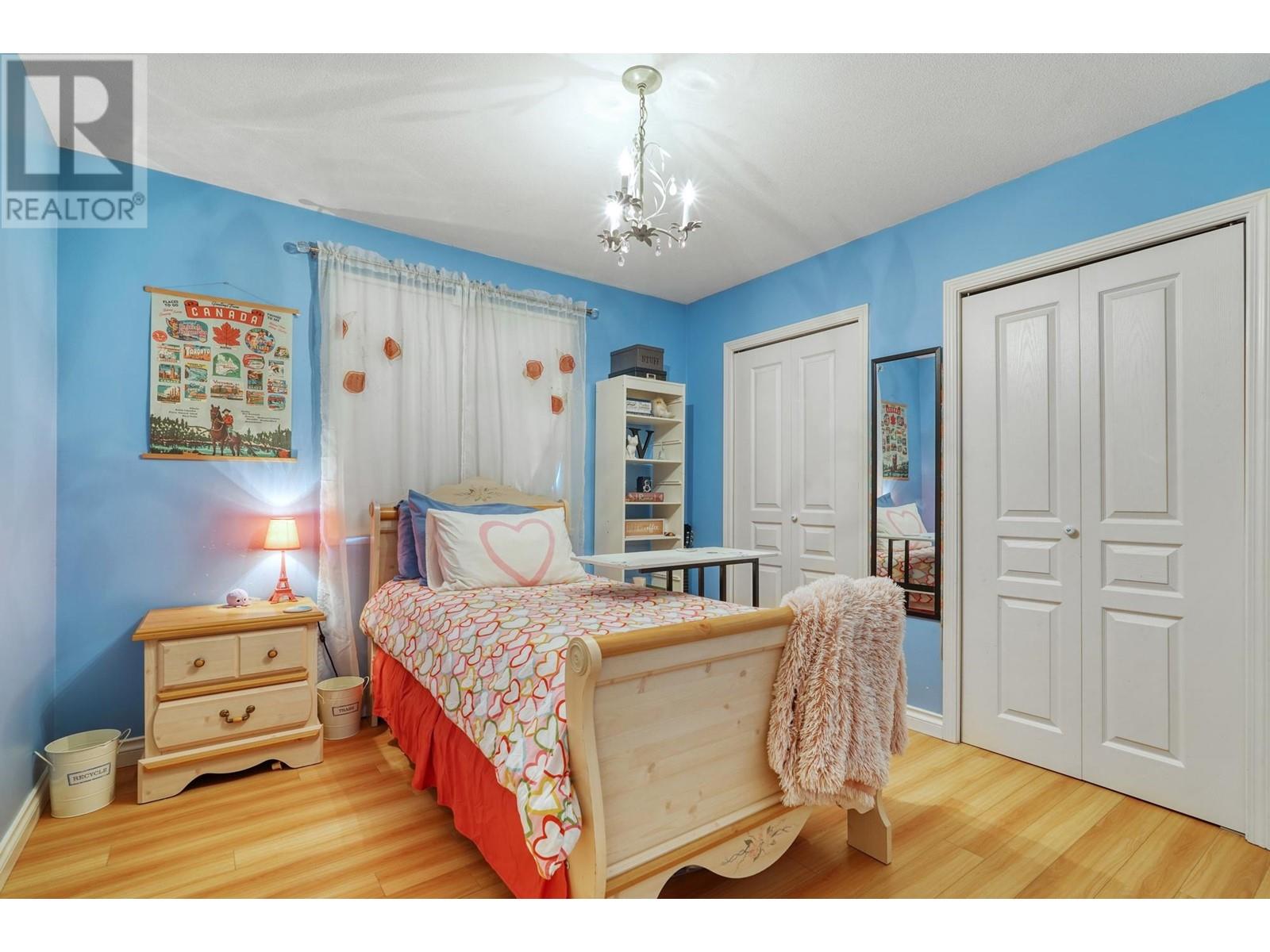 Listing Picture 8 of 40 : 3253 GEORGIA STREET, Richmond / 烈治文 - 魯藝地產 Yvonne Lu Group - MLS Medallion Club Member