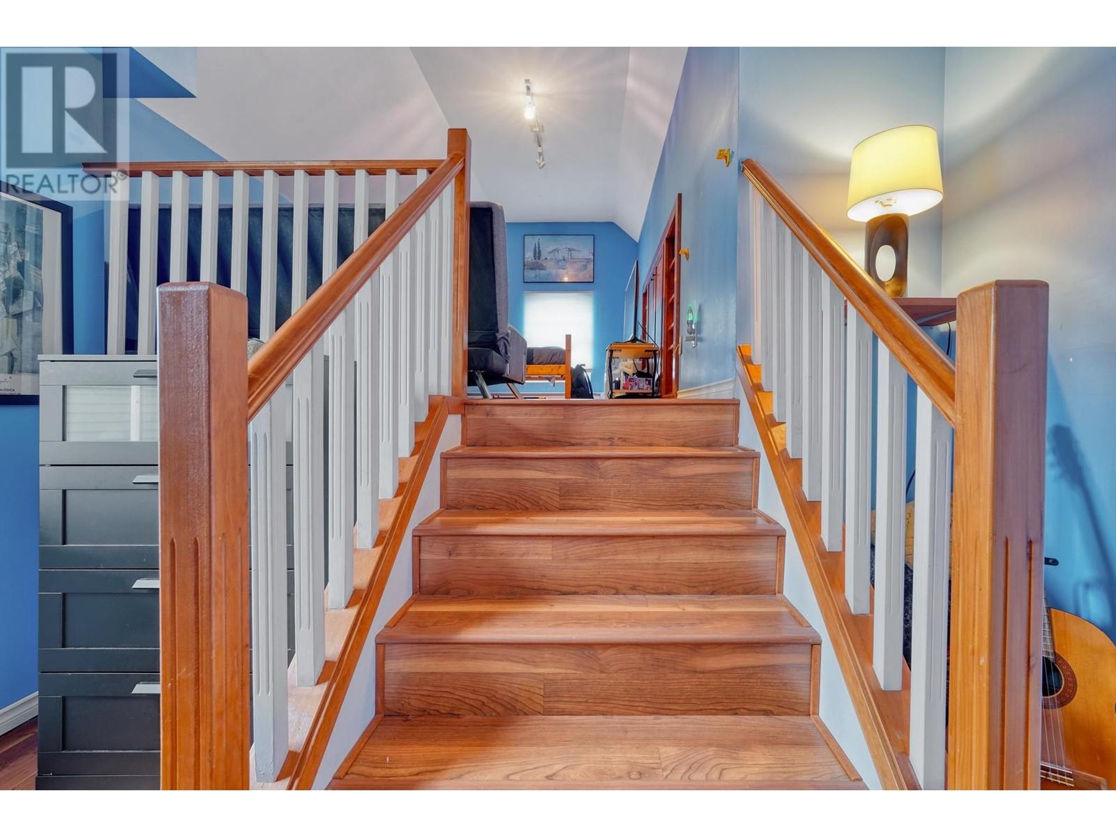 Listing Picture 20 of 40 : 3253 GEORGIA STREET, Richmond / 烈治文 - 魯藝地產 Yvonne Lu Group - MLS Medallion Club Member