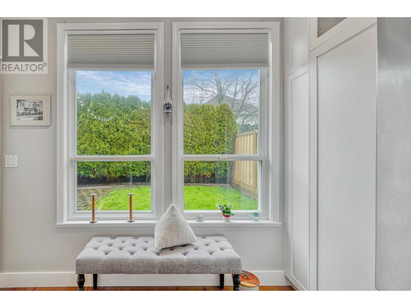 Listing Picture 7 of 40 : 3253 GEORGIA STREET, Richmond / 烈治文 - 魯藝地產 Yvonne Lu Group - MLS Medallion Club Member