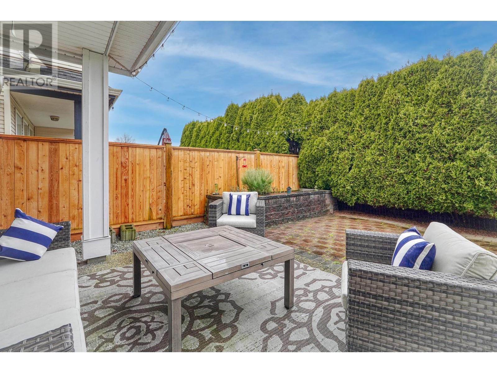 Listing Picture 36 of 40 : 3253 GEORGIA STREET, Richmond / 烈治文 - 魯藝地產 Yvonne Lu Group - MLS Medallion Club Member