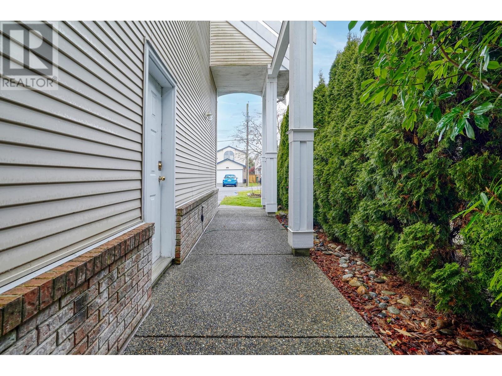 Listing Picture 33 of 40 : 3253 GEORGIA STREET, Richmond / 烈治文 - 魯藝地產 Yvonne Lu Group - MLS Medallion Club Member