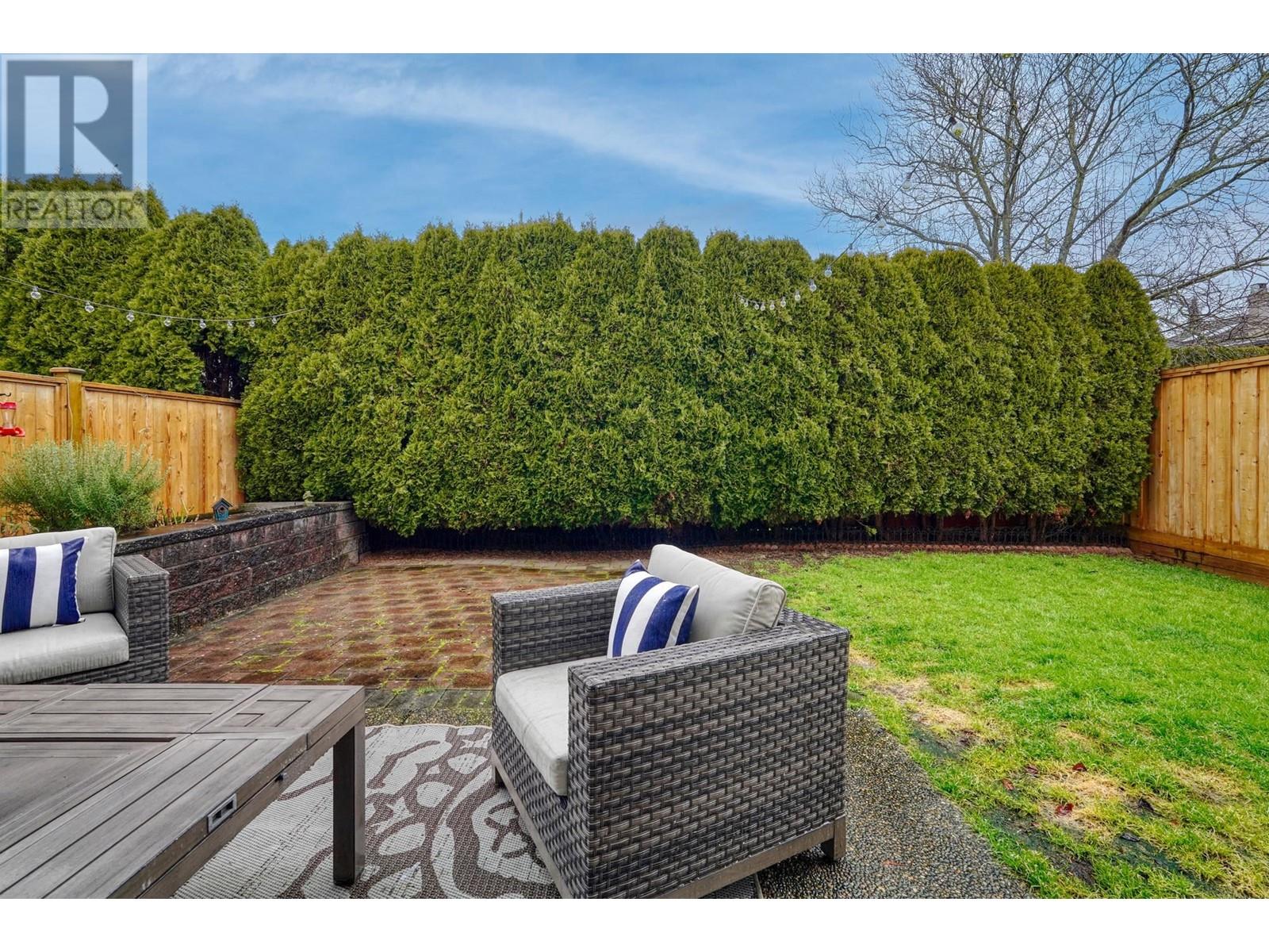 Listing Picture 37 of 40 : 3253 GEORGIA STREET, Richmond / 烈治文 - 魯藝地產 Yvonne Lu Group - MLS Medallion Club Member